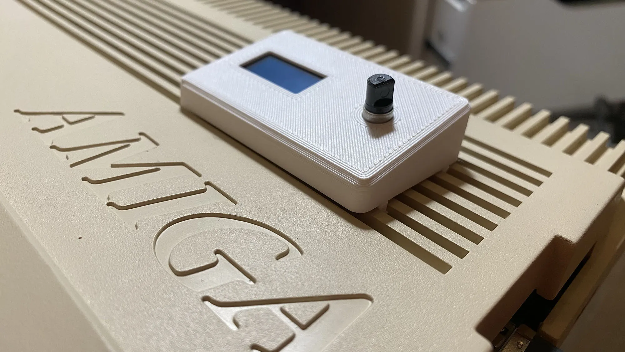 Vỏ AMIGA 500 cho mô phỏng Gotek FlashFloppy với màn hình OLED