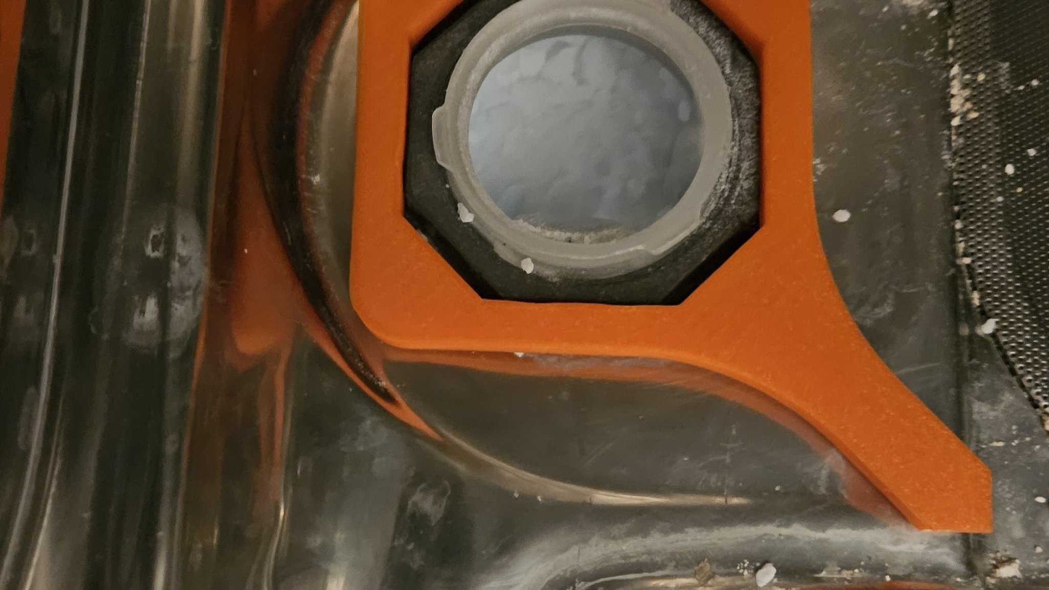 Công cụ tháo lắp ngăn chứa muối cho máy rửa chén Whirlpool