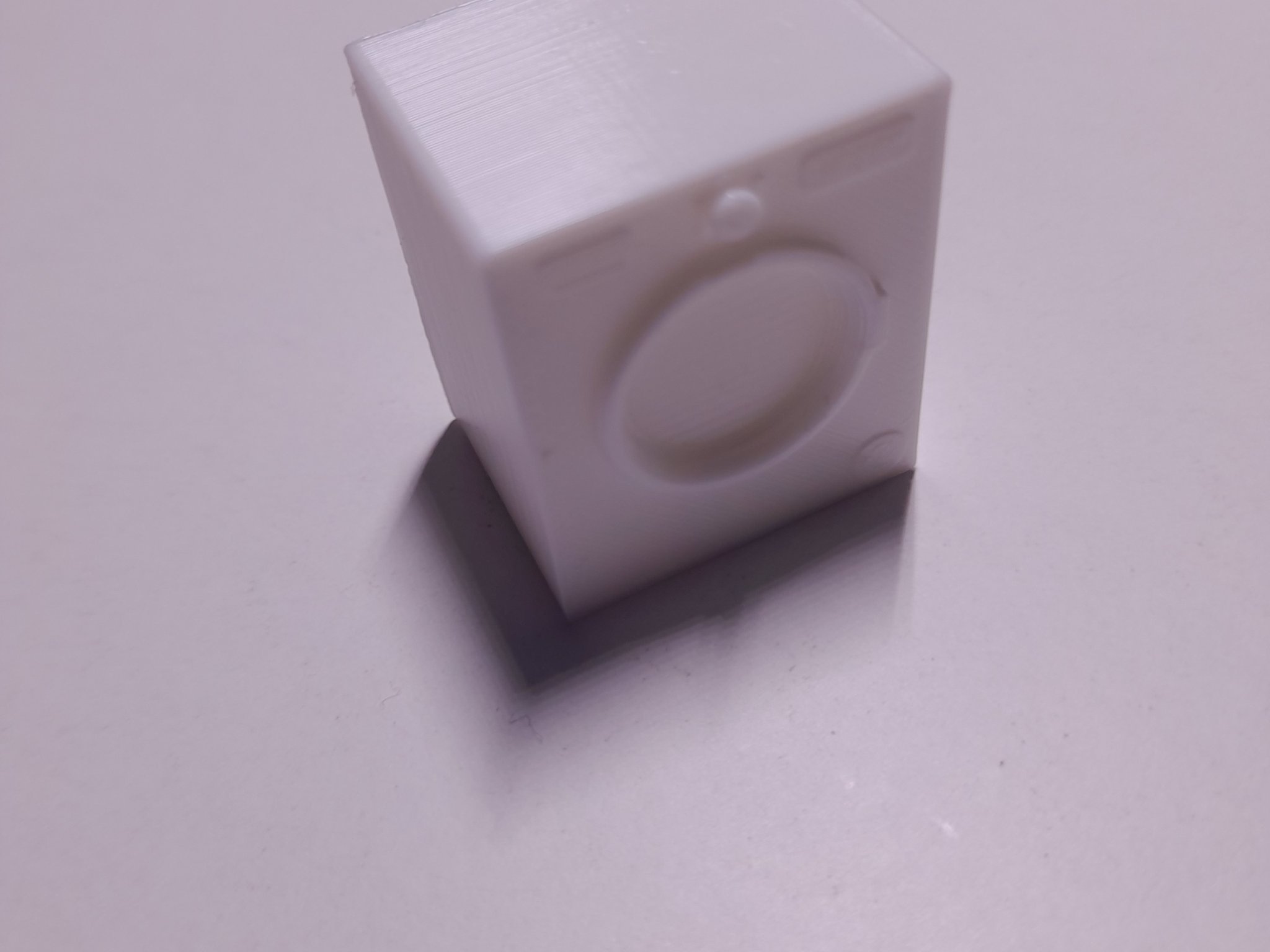 Máy giặt mini cho ngôi nhà búp bê