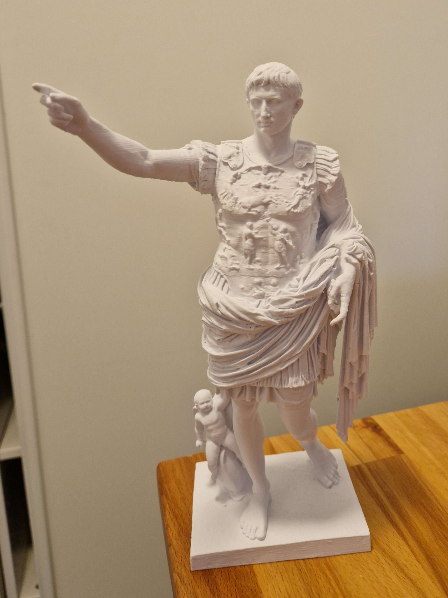 Tượng đài Augustus của Prima Porta