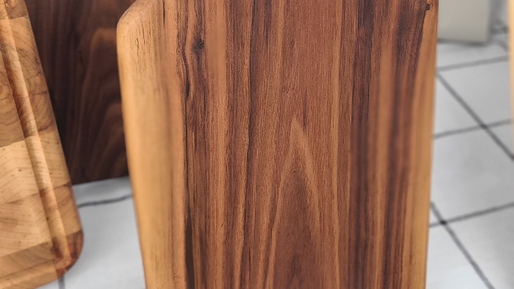 Giá đỡ sách và thớt đứng cho vật dụng mỏng 1 inch