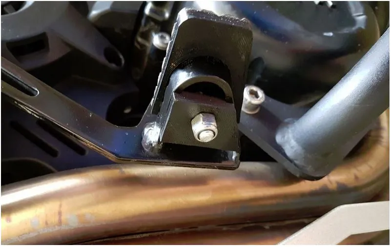 Mở rộng bàn đạp phanh 15 mm cho BMW F800GS