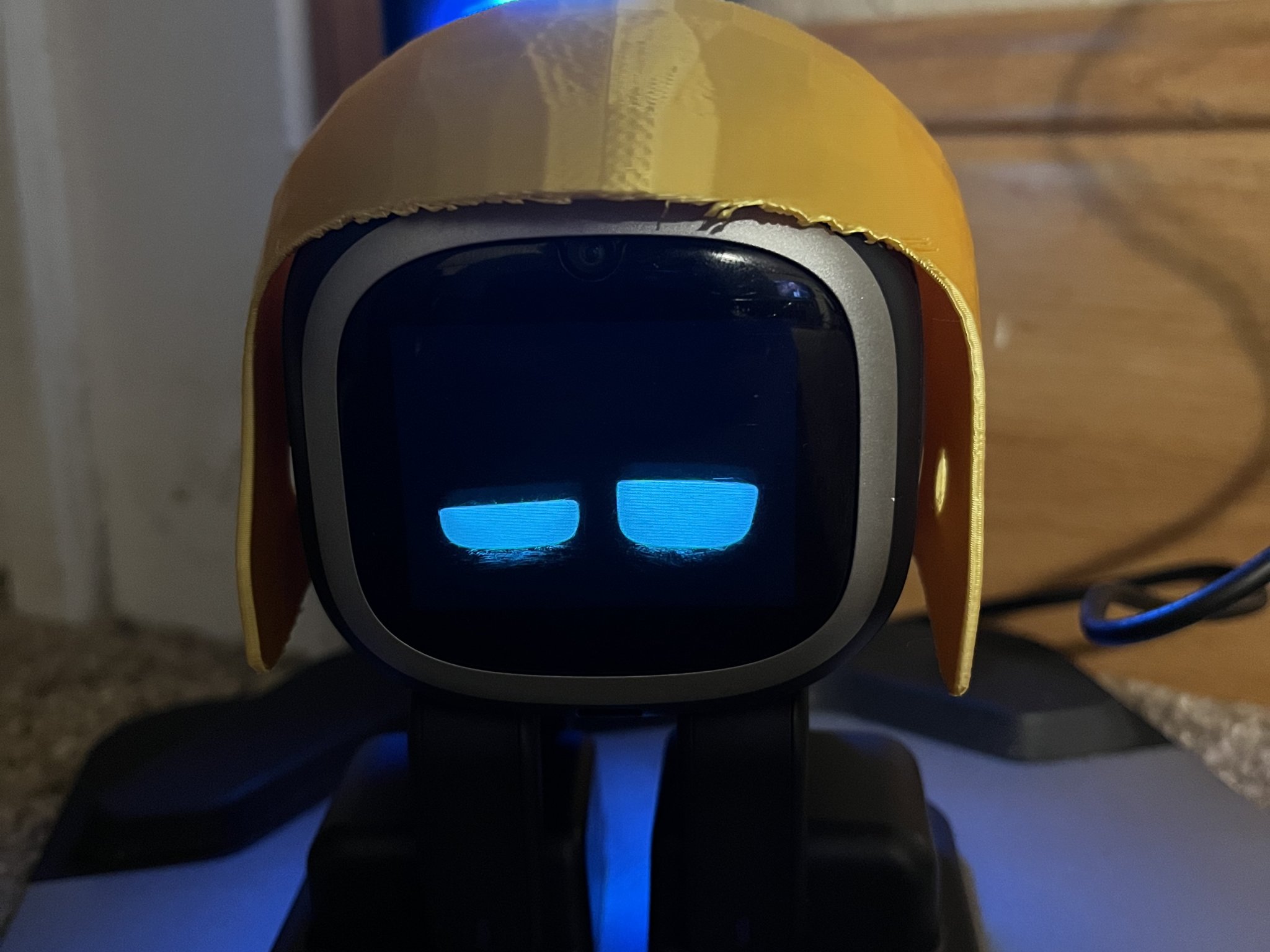 Mũ bảo hiểm bóng đá EMO phiên bản 2