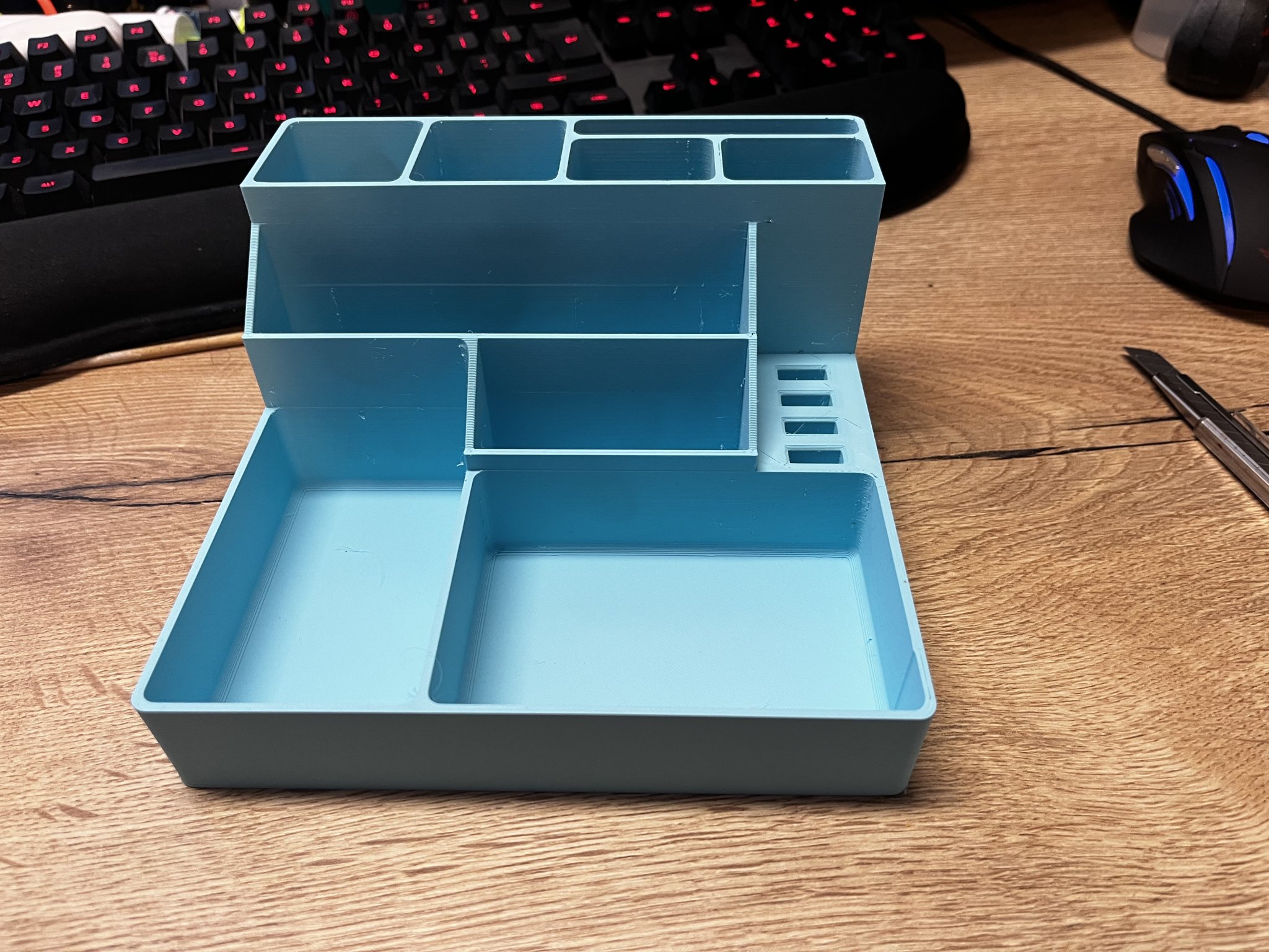 Bộ tổ chức bàn làm việc không có khe thẻ SD