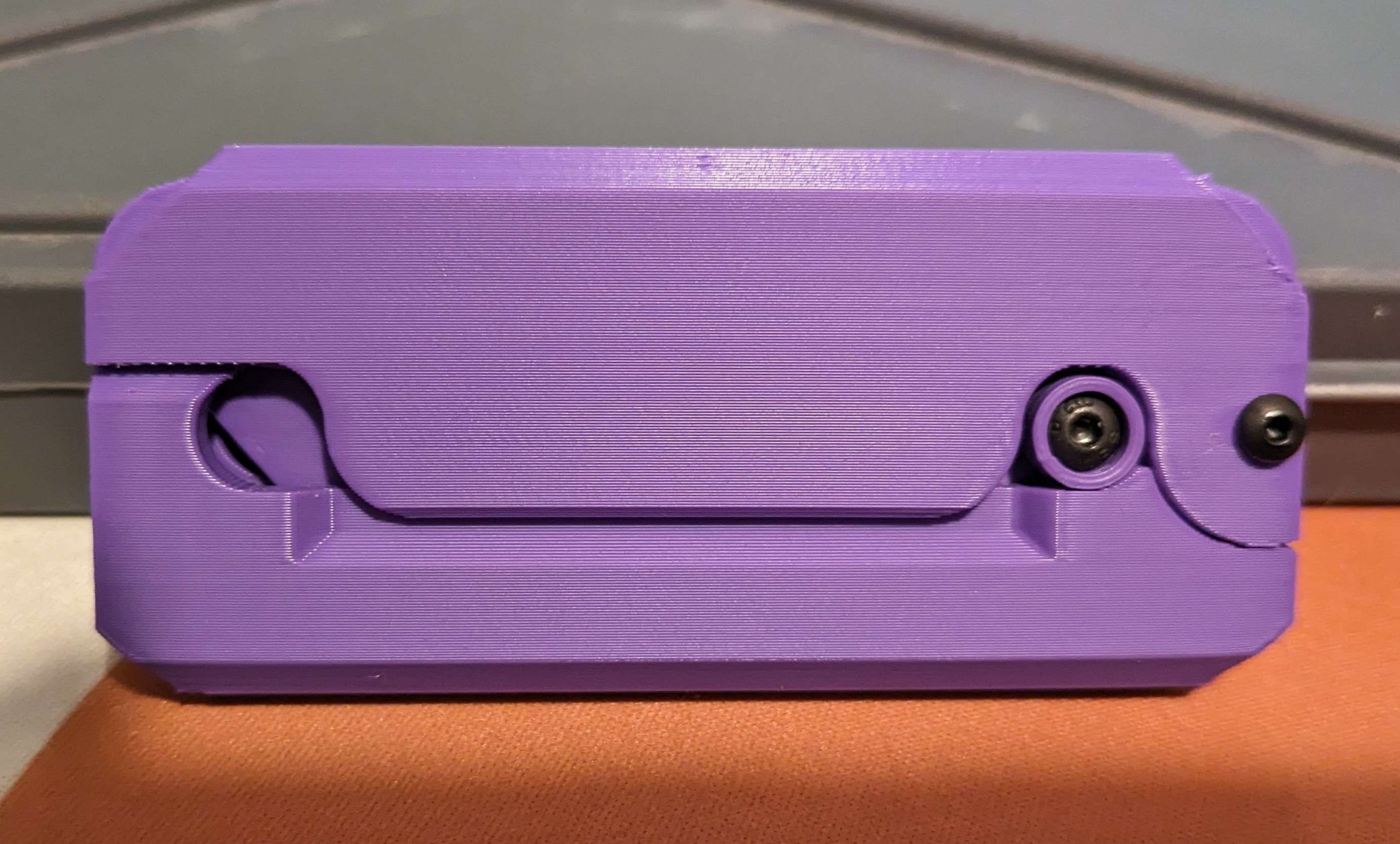 Dao kéo trọng lực với cơ chế kéo và thả độc đáo