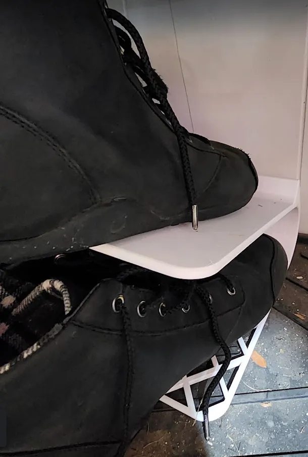 Giá để giày tiện lợi cho không gian nhỏ