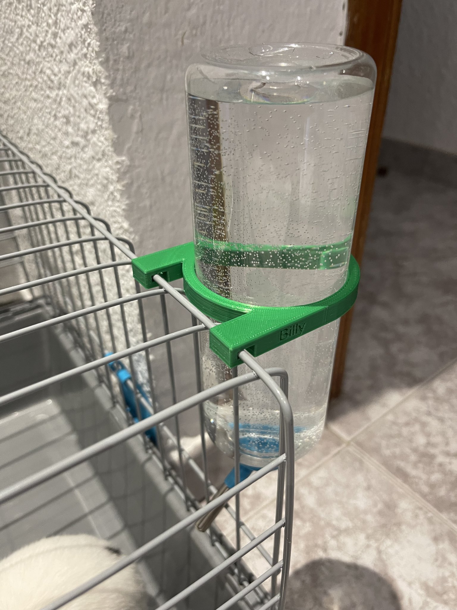 Giá đỡ bình nước cho chuồng thú cưng đường kính 67mm