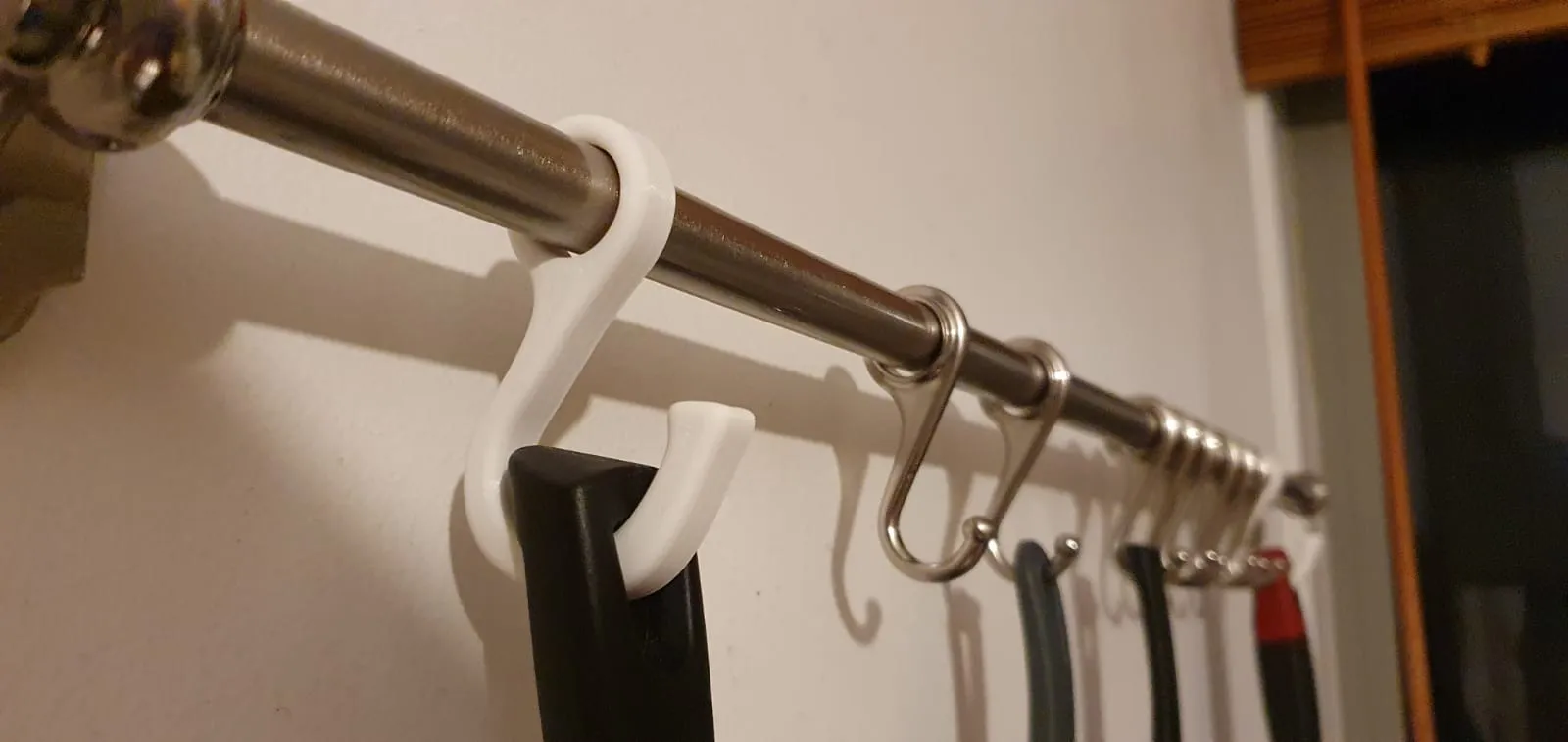 Móc lớn FINTORP của Ikea cho nồi và chảo lớn