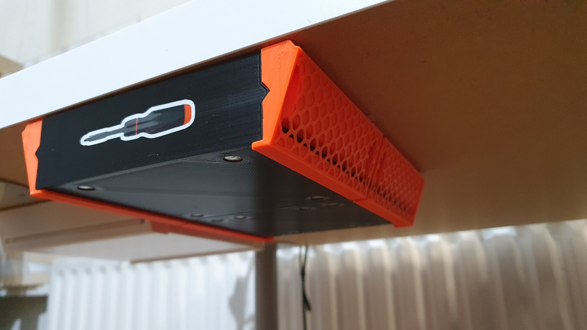 Giá đỡ tuốc nơ vít LTT dưới ngăn bàn