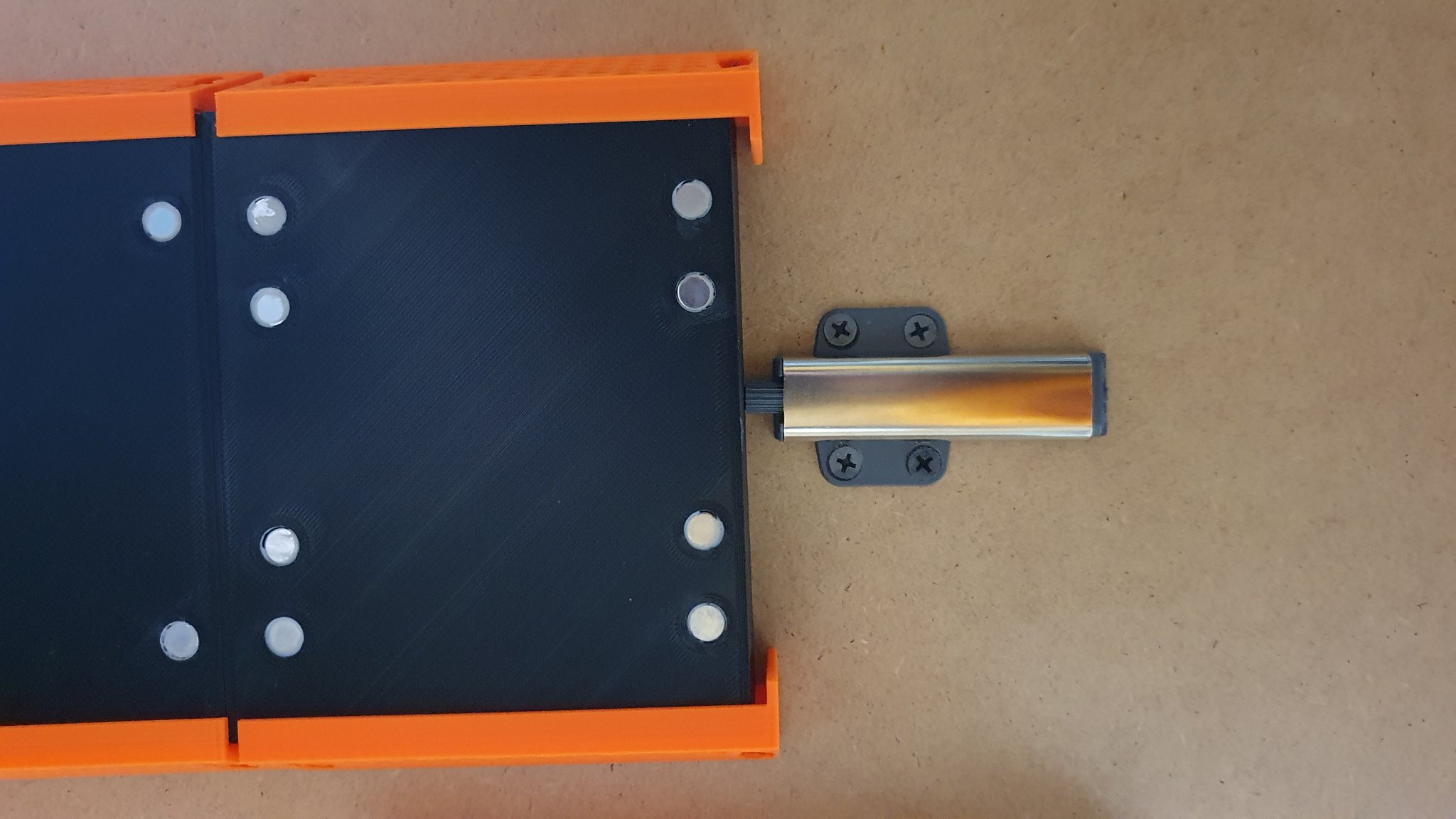 Giá đỡ tuốc nơ vít LTT dưới ngăn bàn