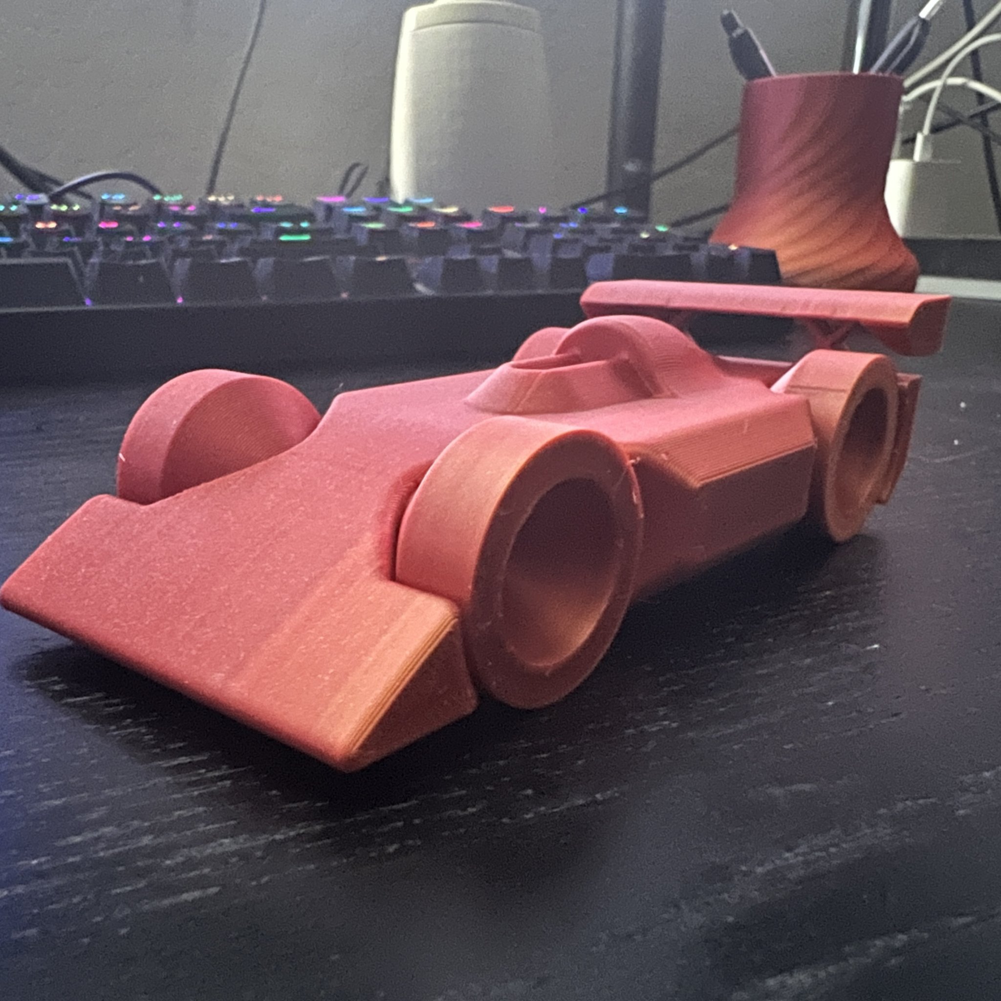 Xe đua F1 in Place độc đáo cho trò chơi và giải trí