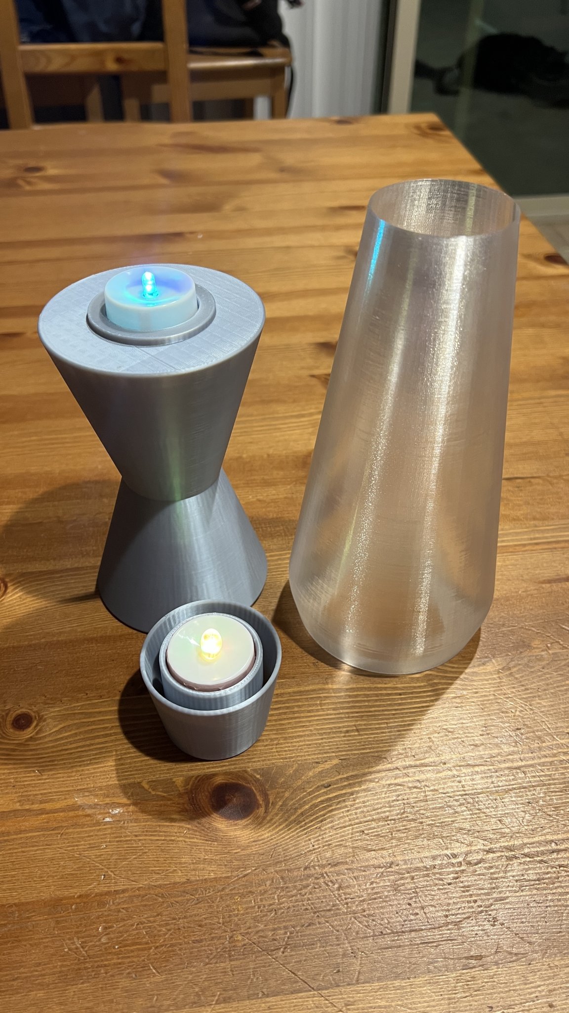 Đèn lava kiểu retro với nến tealight