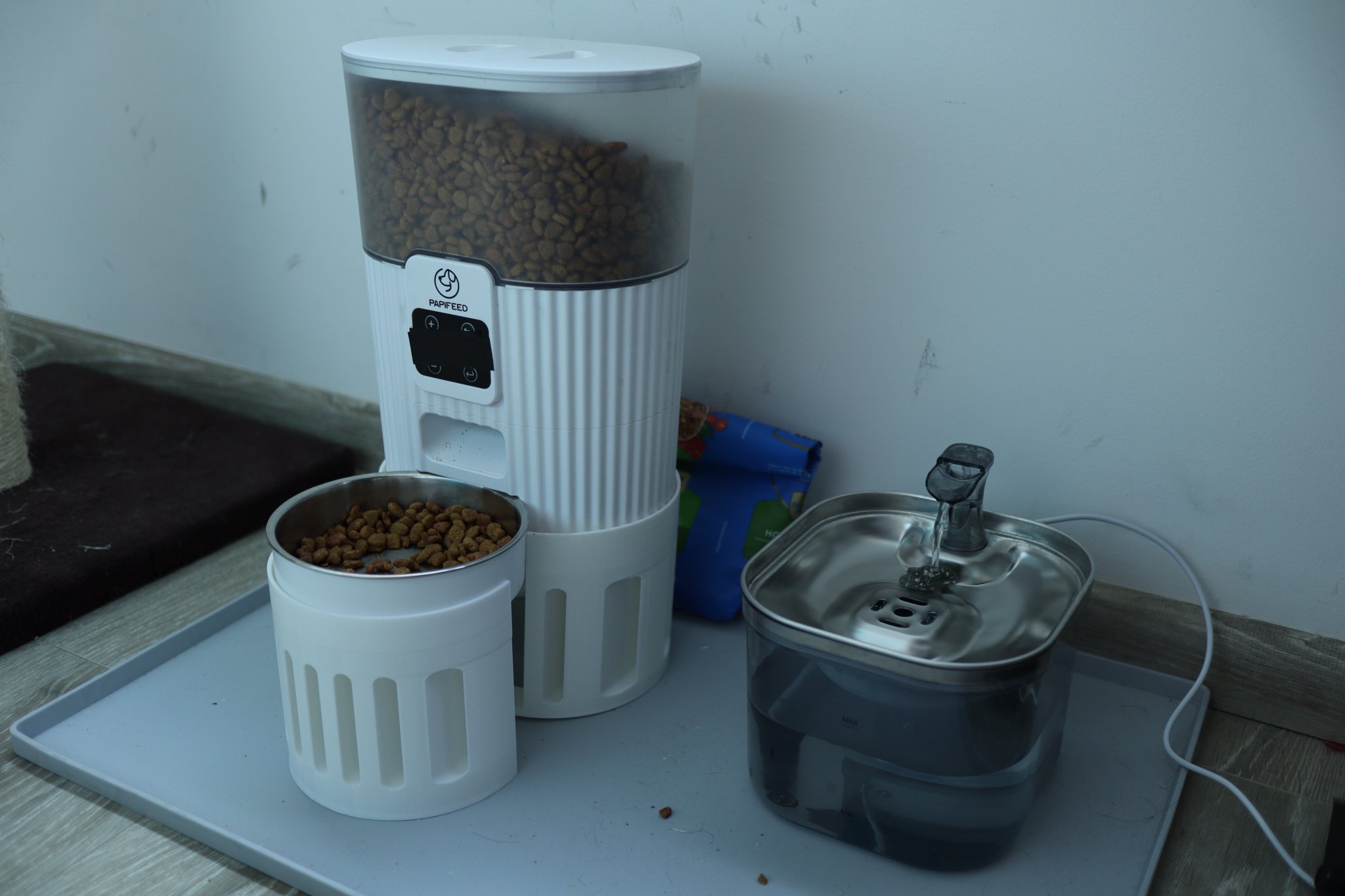 Giá đỡ cho máy phân phối thức ăn tự động Papiffed