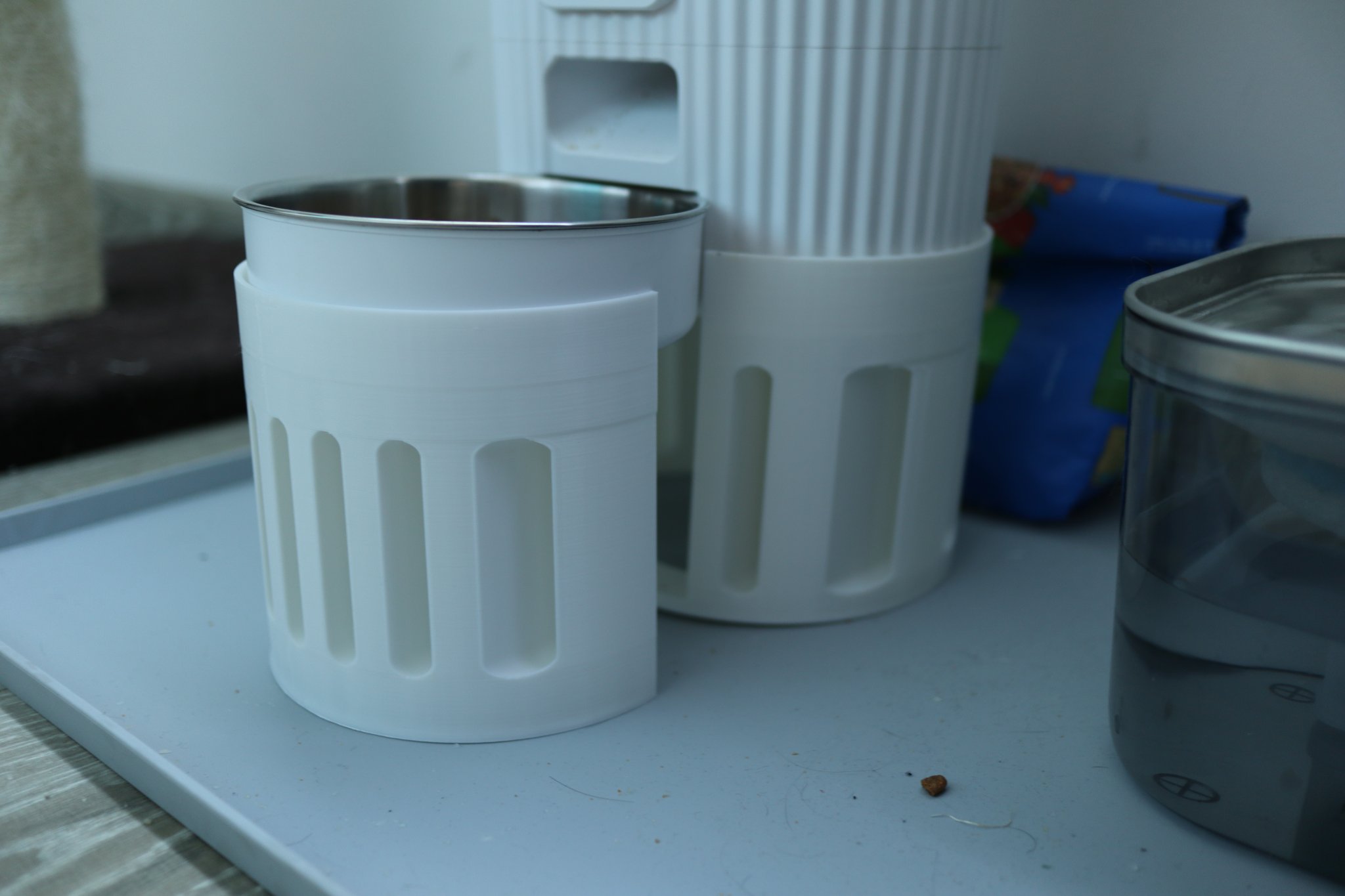 Giá đỡ cho máy phân phối thức ăn tự động Papiffed