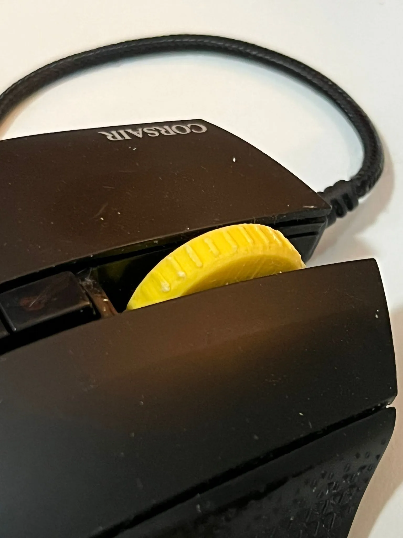 Bánh xe cuộn cho chuột Corsair Scimitar Pro