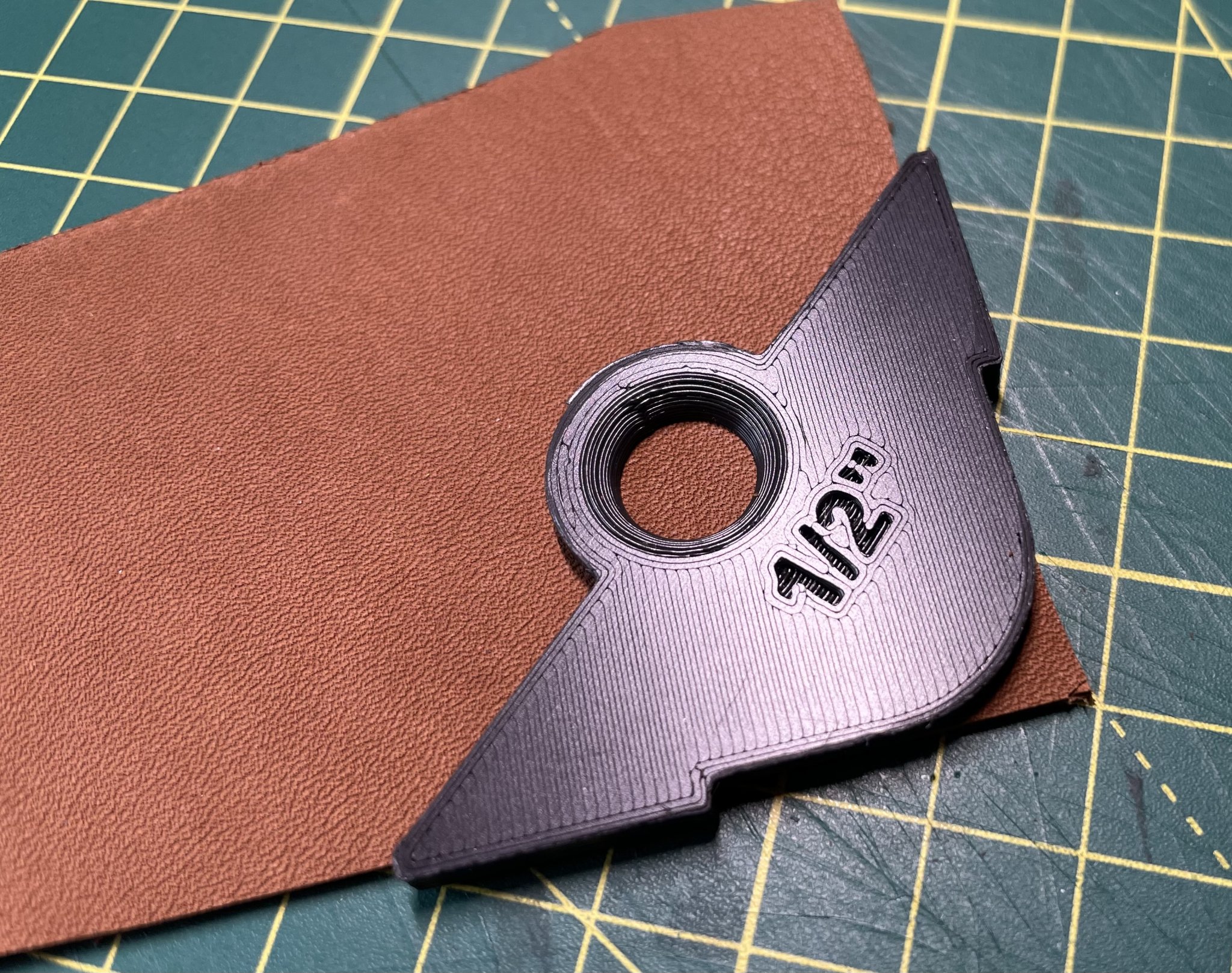 Hướng dẫn bán kính góc cho đồ da