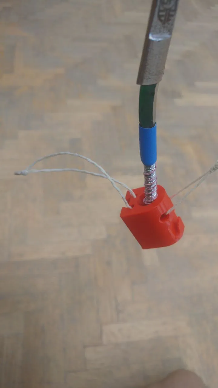 Công cụ hỗ trợ uốn kiếm Épée và Foil