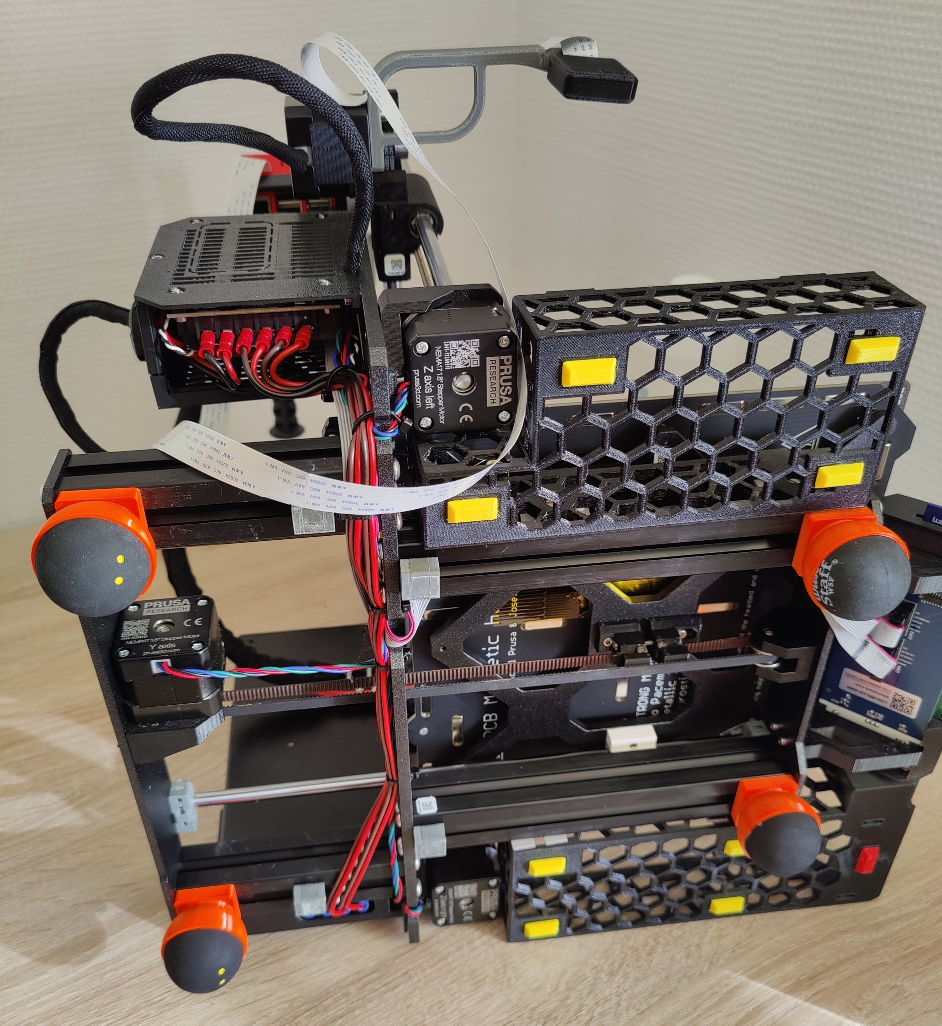 Bộ giảm chấn từ quả bóng squash cho máy in MK3S