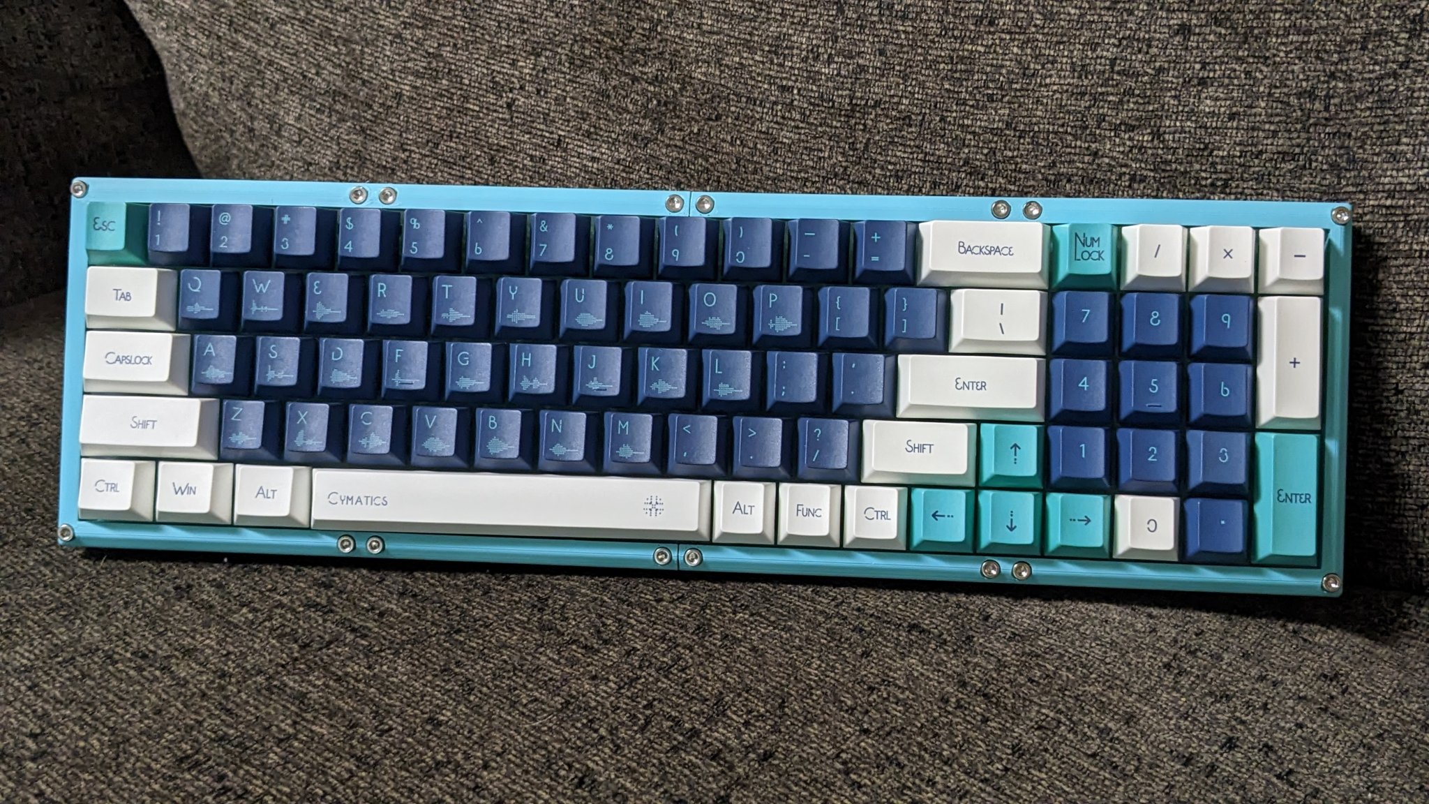 BÀN PHÍM CƠ HỌC 65% KÈM NUMPAD