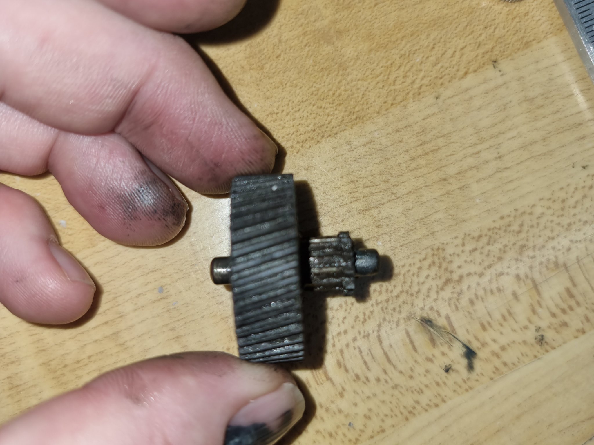 Bánh răng xoắn thay thế cho động cơ Dayton 4Z065A