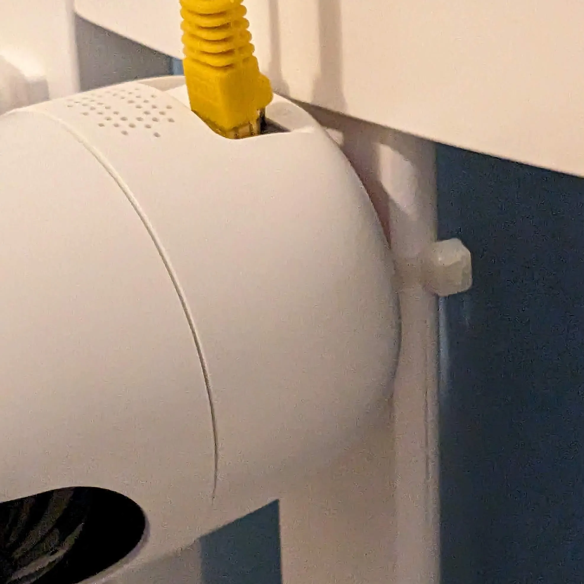 Giá đỡ camera Amcrest ASH21 với dây buộc zip