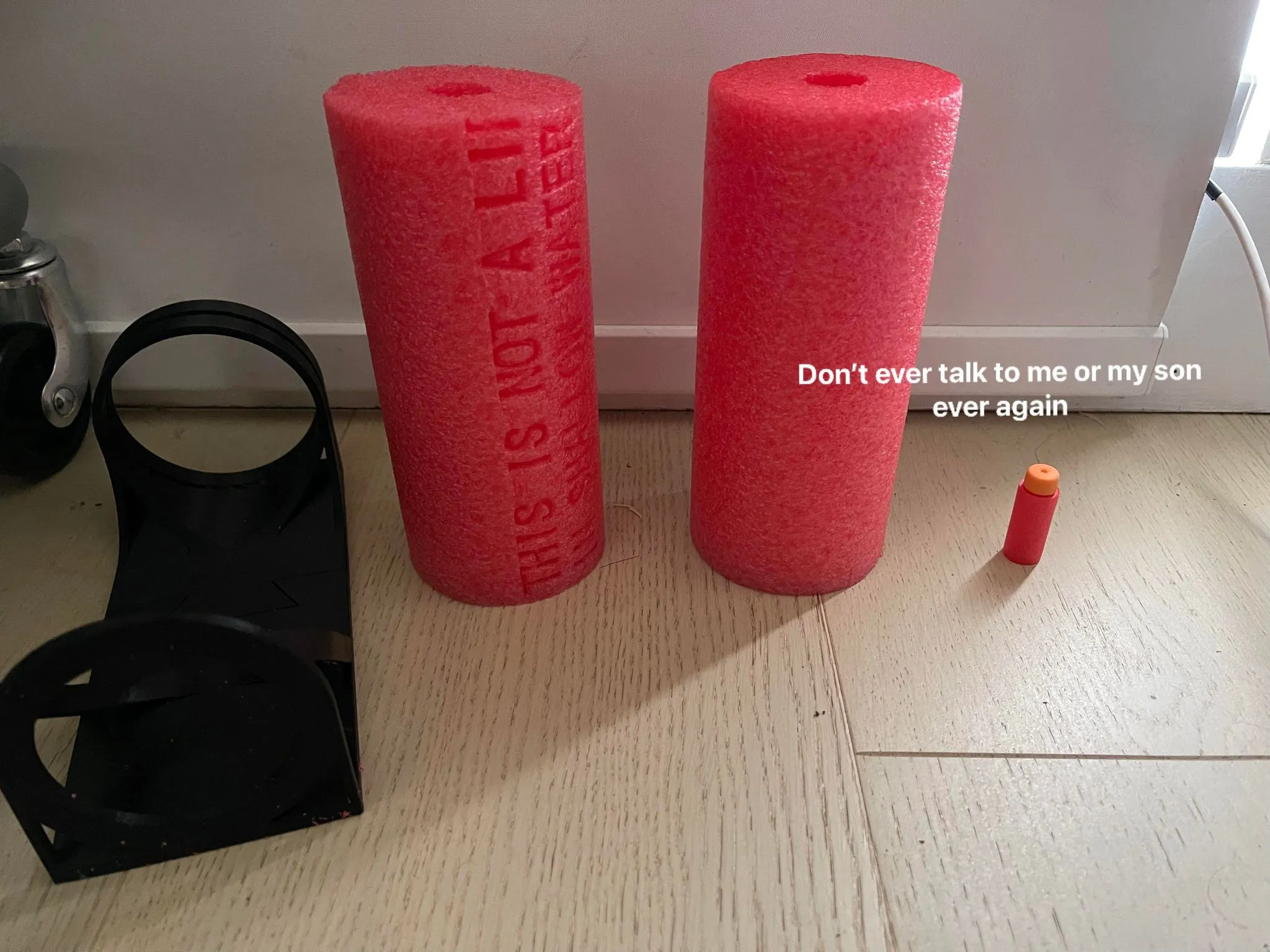 Giá đỡ cắt ống bơi cho tỷ lệ nửa tên lửa