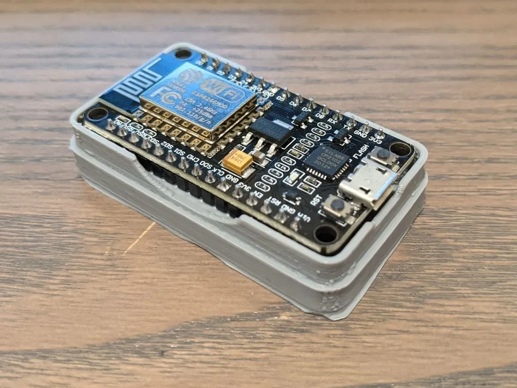 Vỏ bọc ESP8266 cho bo mạch HiLetGo