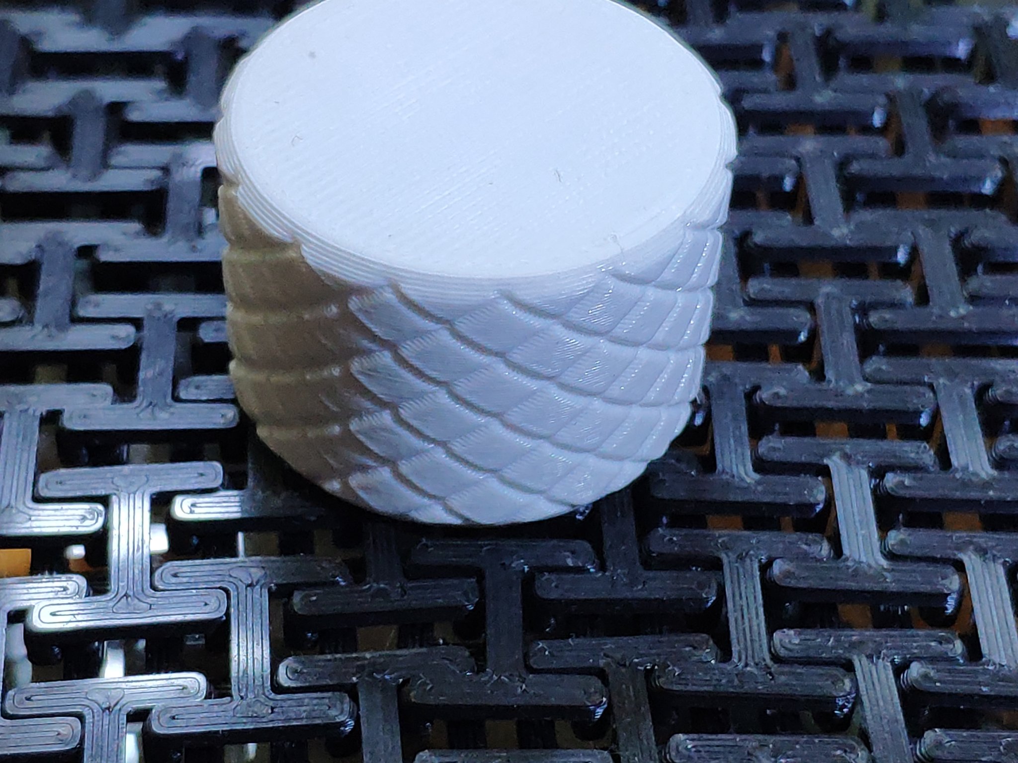 Núm vặn có rãnh điều chỉnh kích thước trong Fusion360