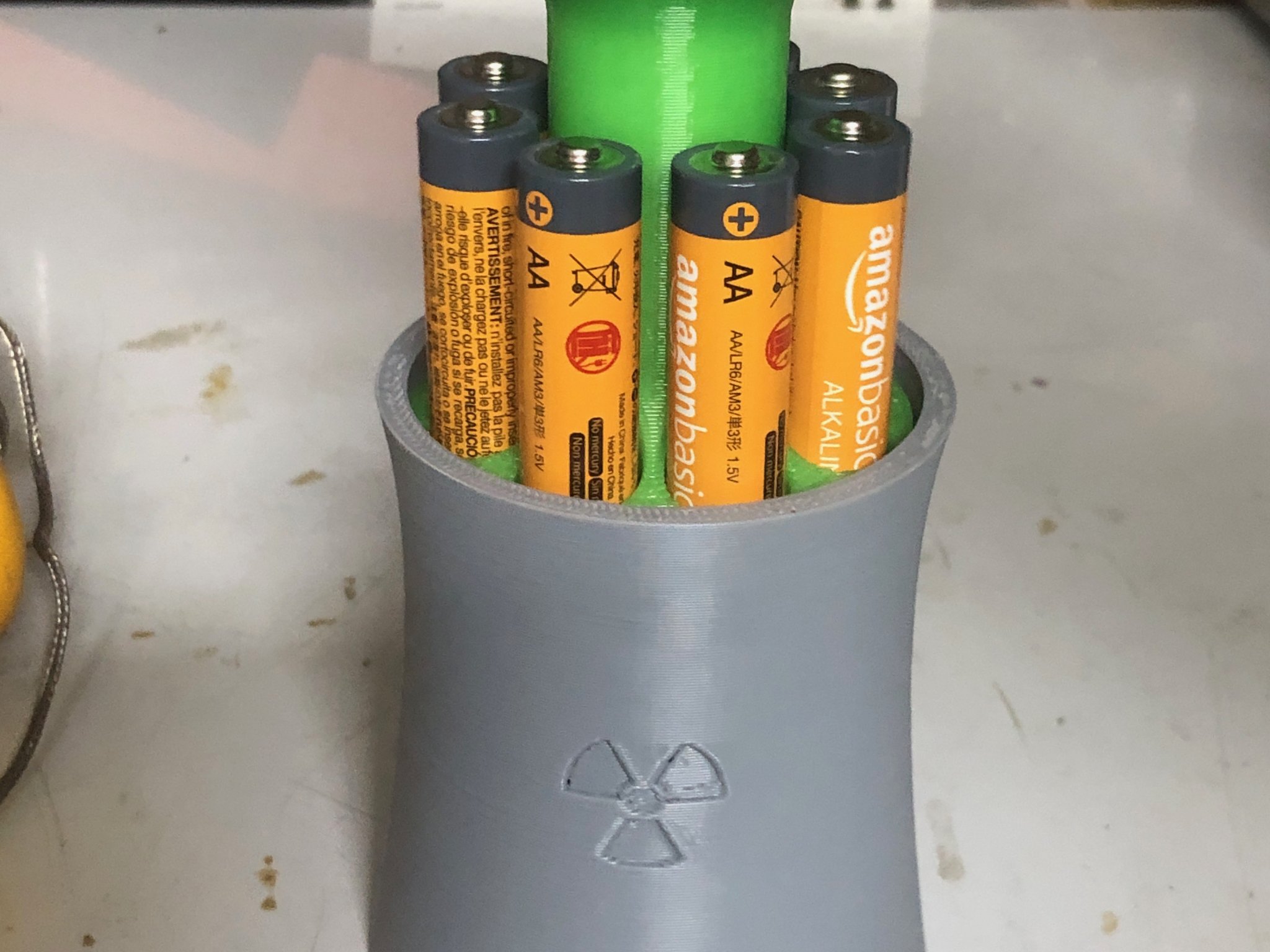 Giá đỡ pin AA hình tháp làm mát hạt nhân