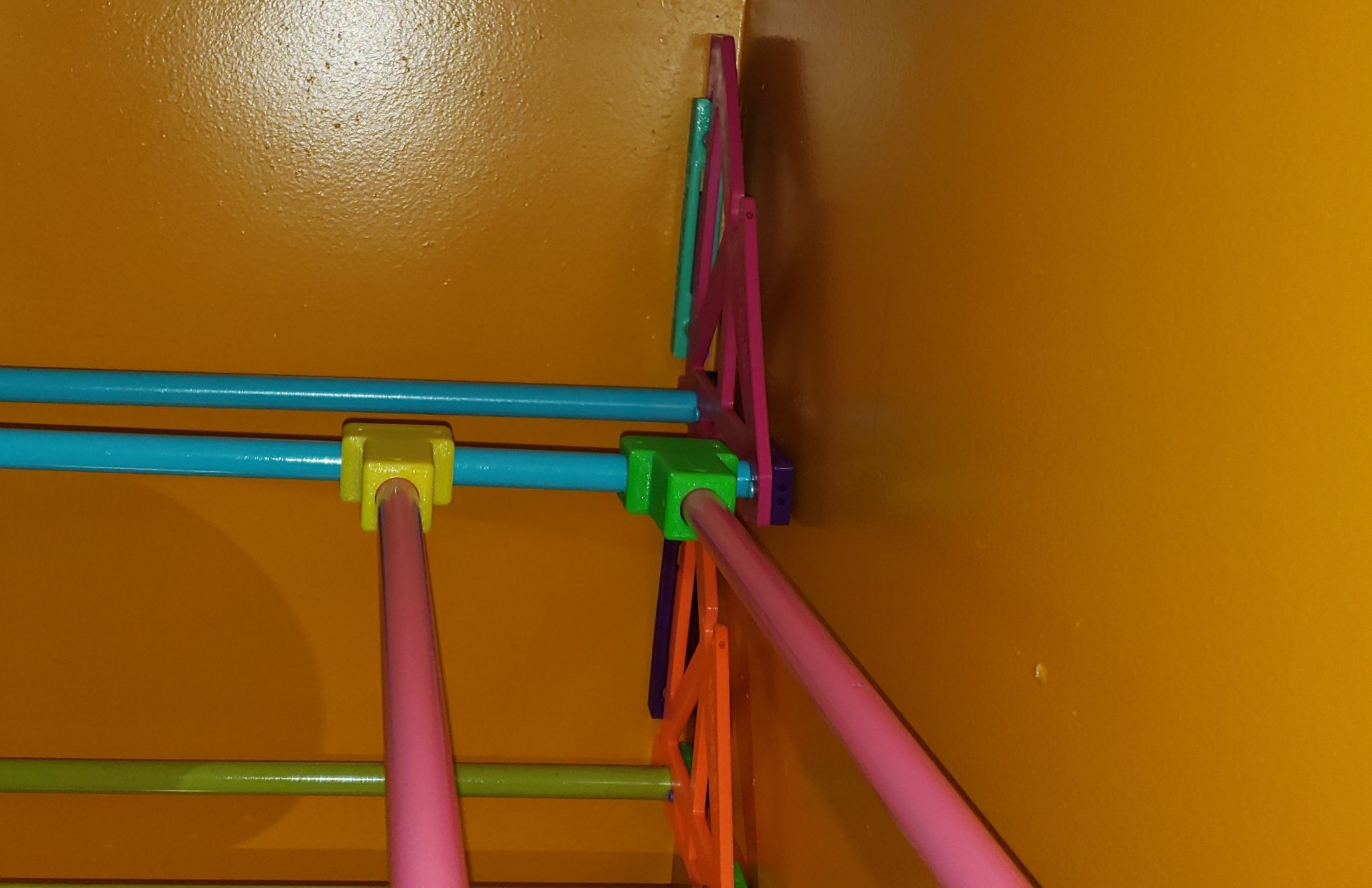 Giá đỡ và hệ thống lưu trữ cuộn Repkord T-Bar