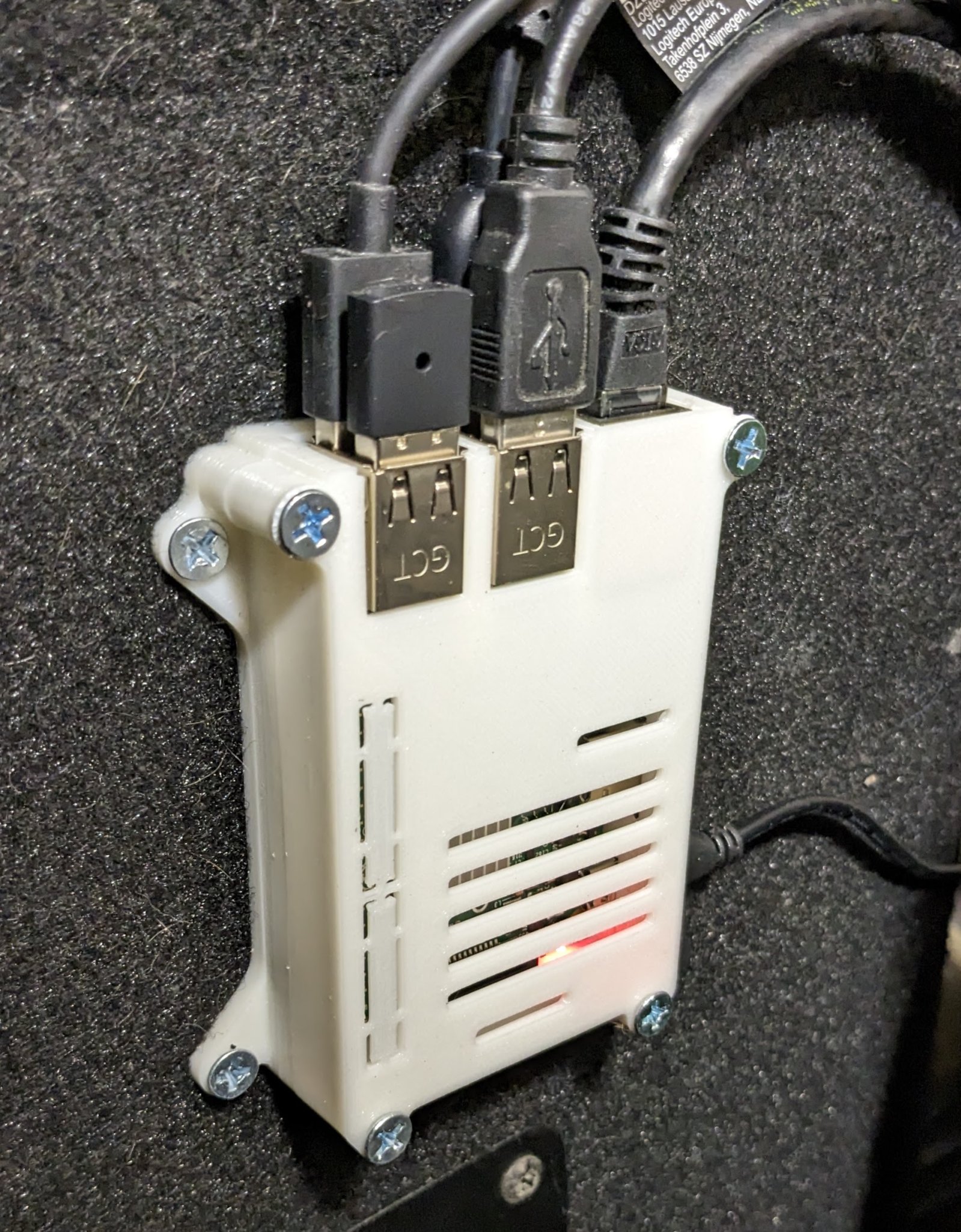 Vỏ Raspberry Pi 3 (B/B+), Pi 2 B và Pi 1 B+ với giá đỡ VESA 75mm