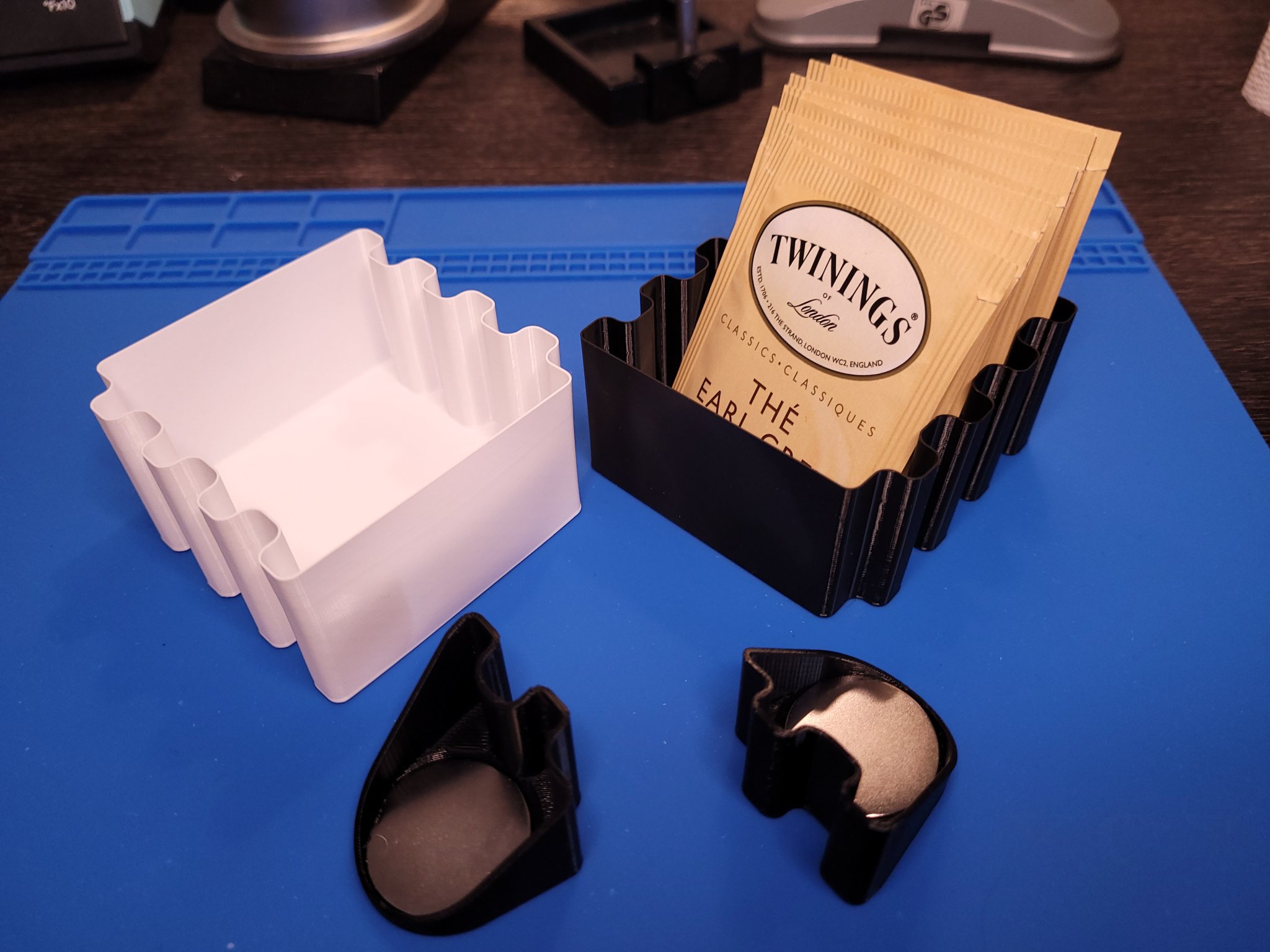 Giá đỡ trà mô-đun với hỗ trợ từ tính cho bếp