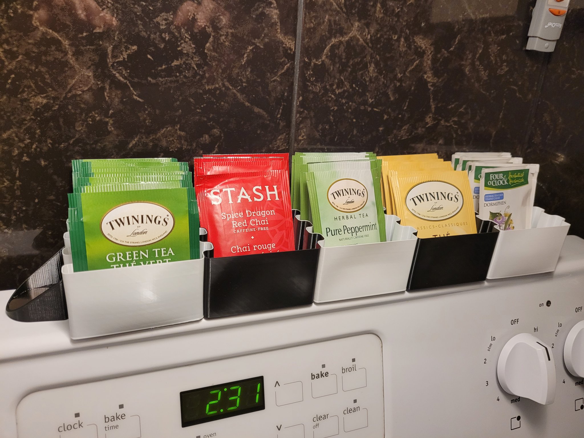 Giá đỡ trà mô-đun với hỗ trợ từ tính cho bếp