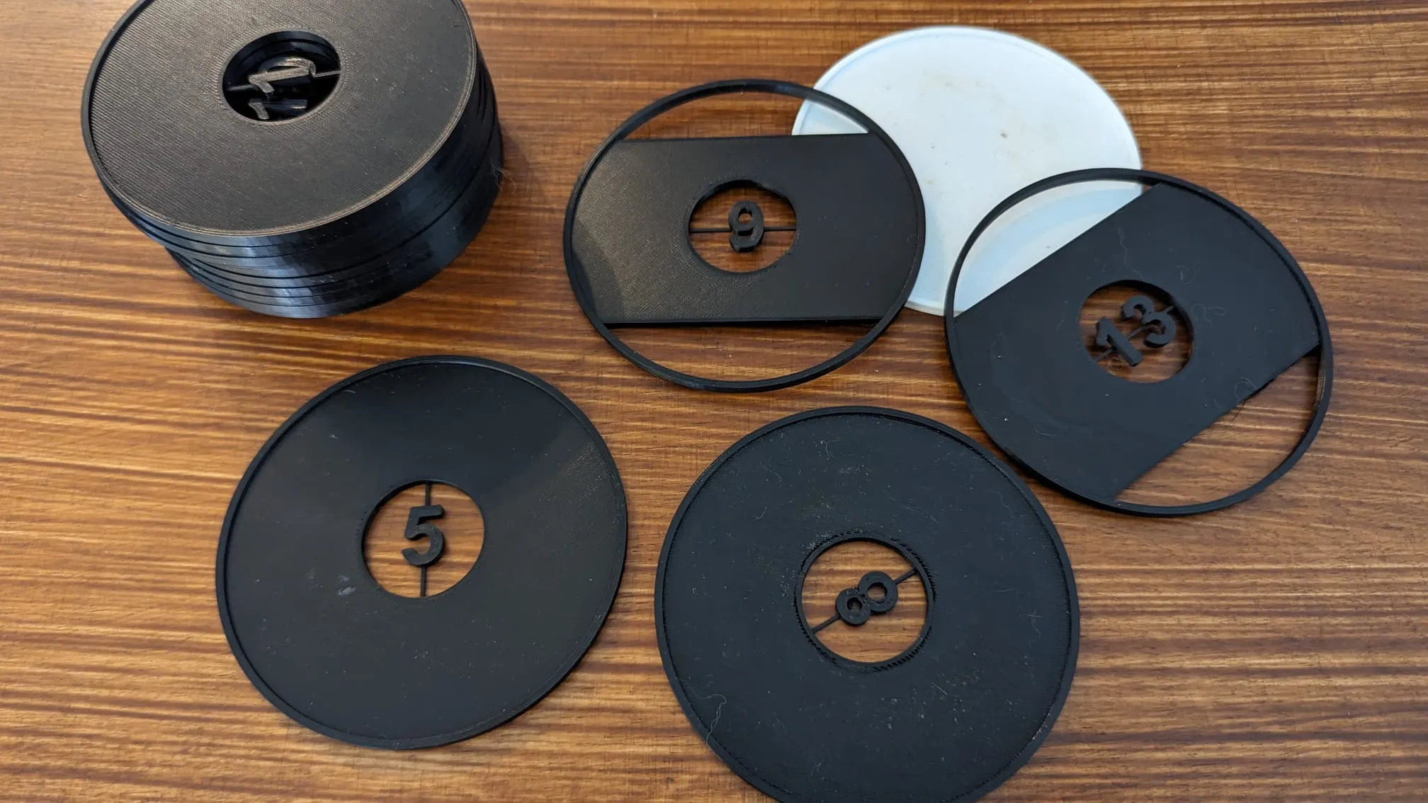 Đế lót ly hình quả bóng bi-a 16 viên