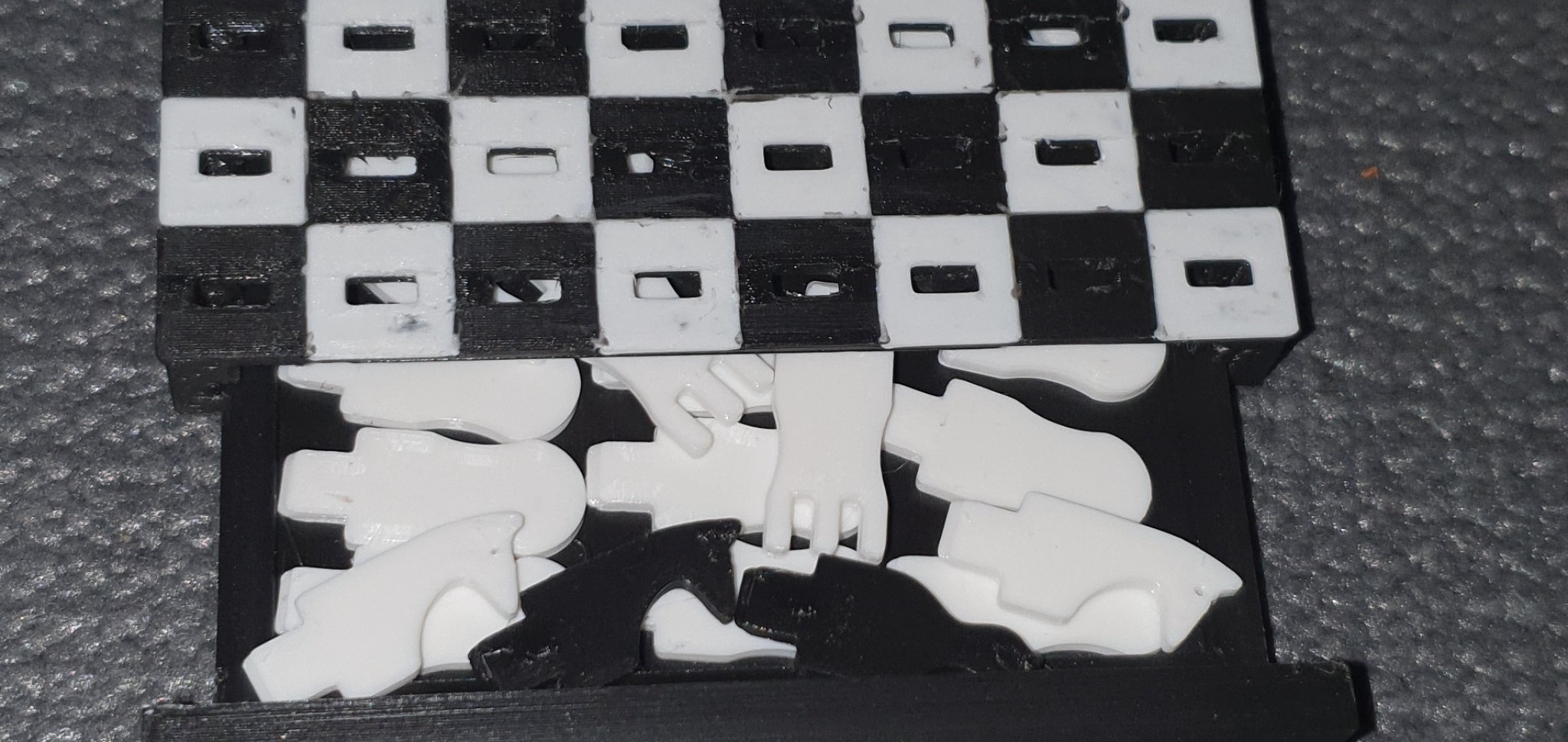 Bộ cờ vua và cờ caro du lịch bỏ túi