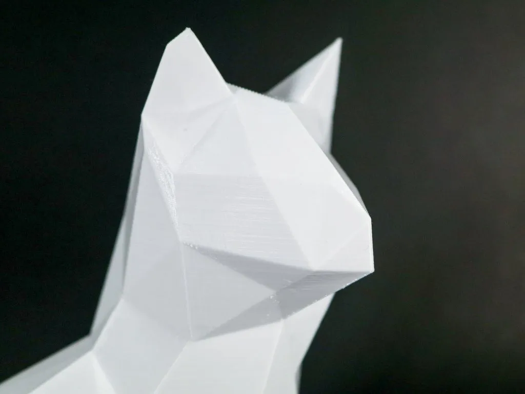 Mô hình mèo ngồi phong cách Low Poly