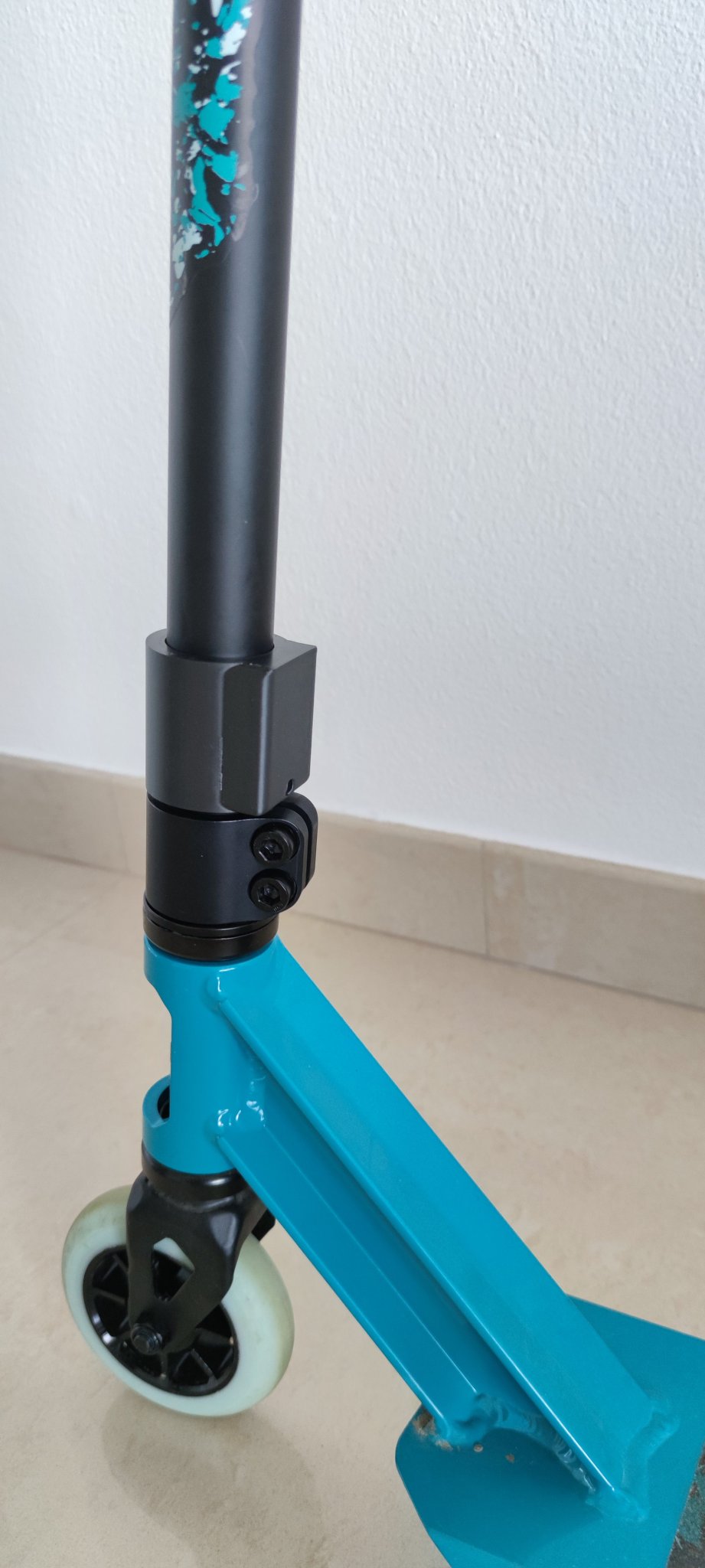 Giá đỡ AirTag cho xe trượt patin freestyle 32mm