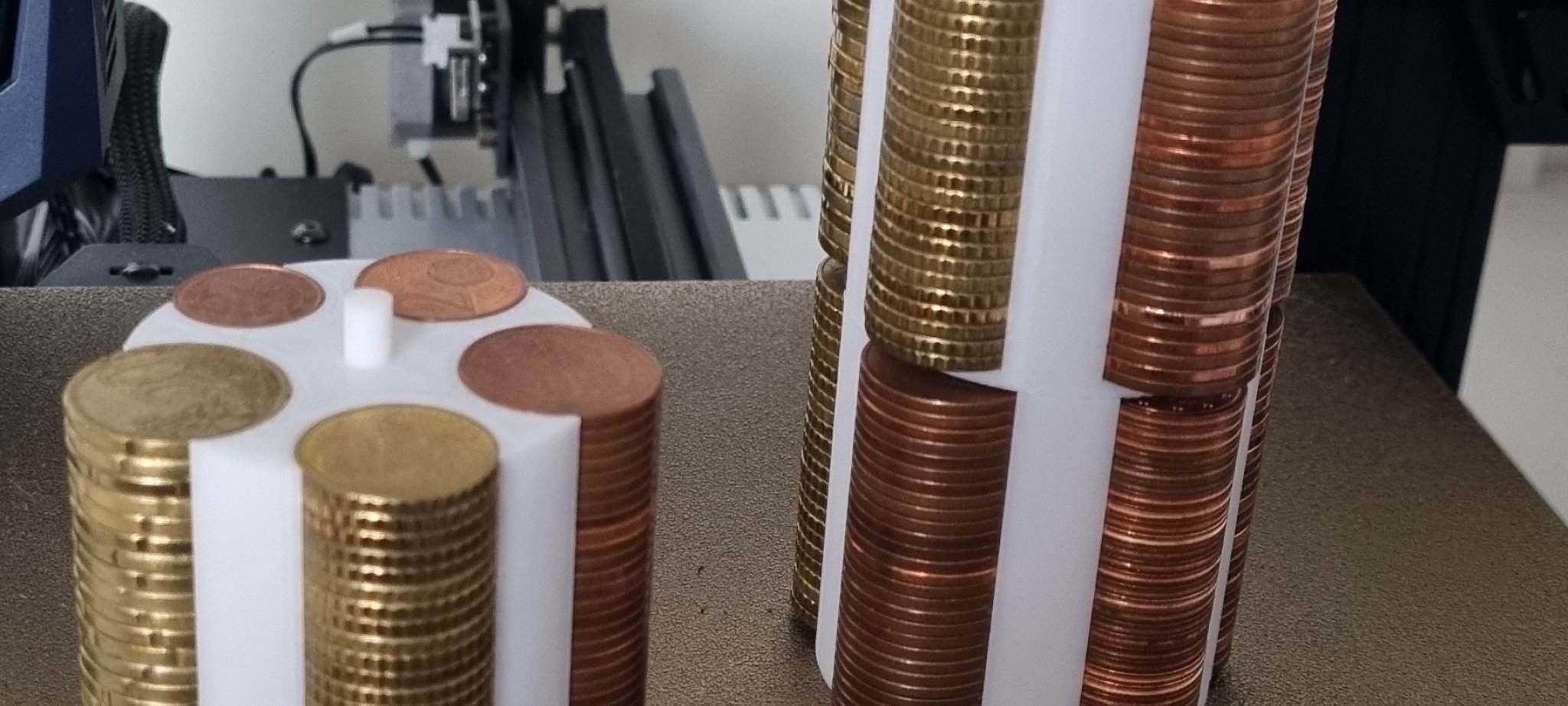 Giá đỡ tổ chức tiền xu EURO tự thiết kế