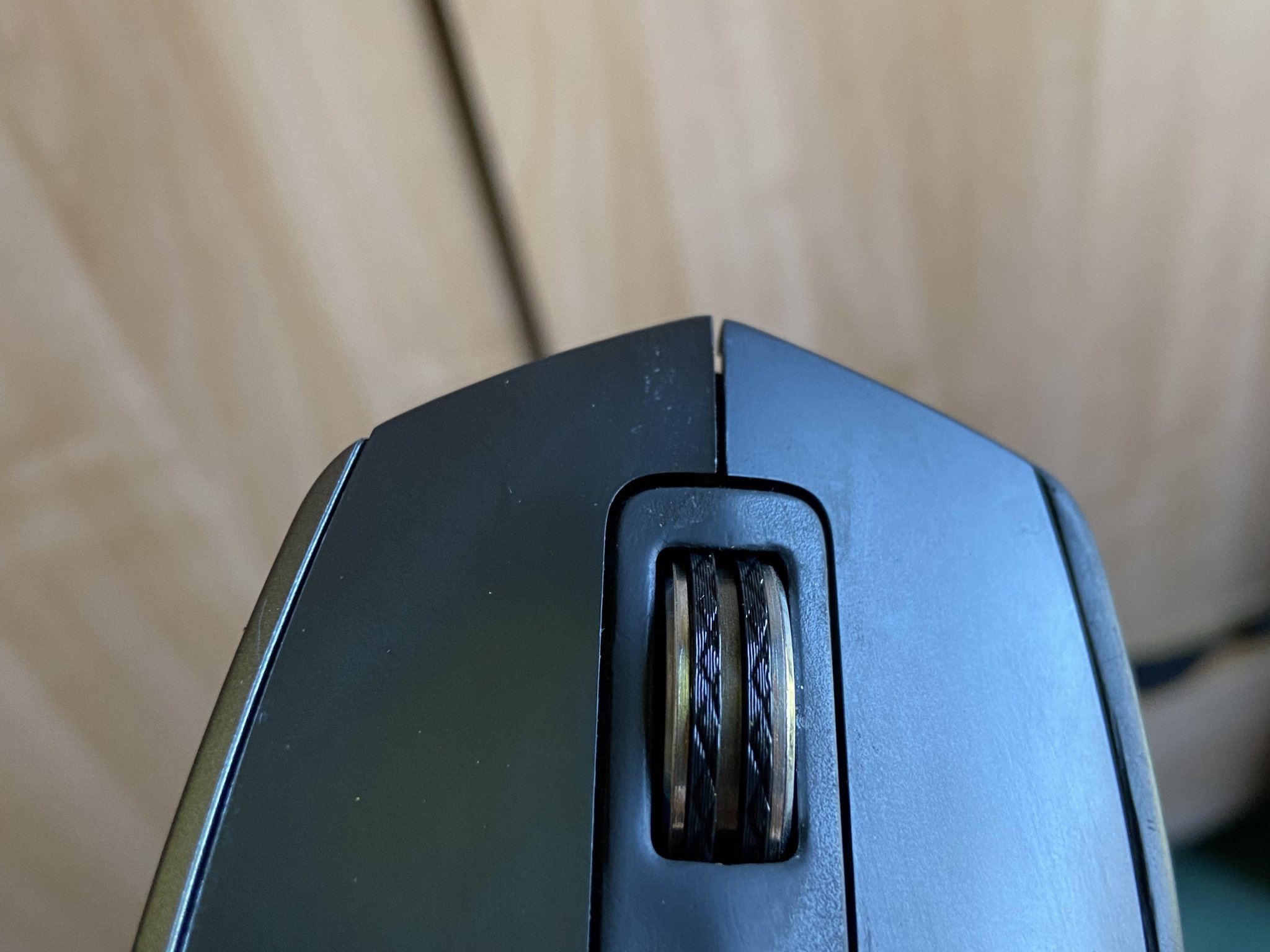 Thay thế vòng cao su cho bánh xe cuộn Logitech MX Master