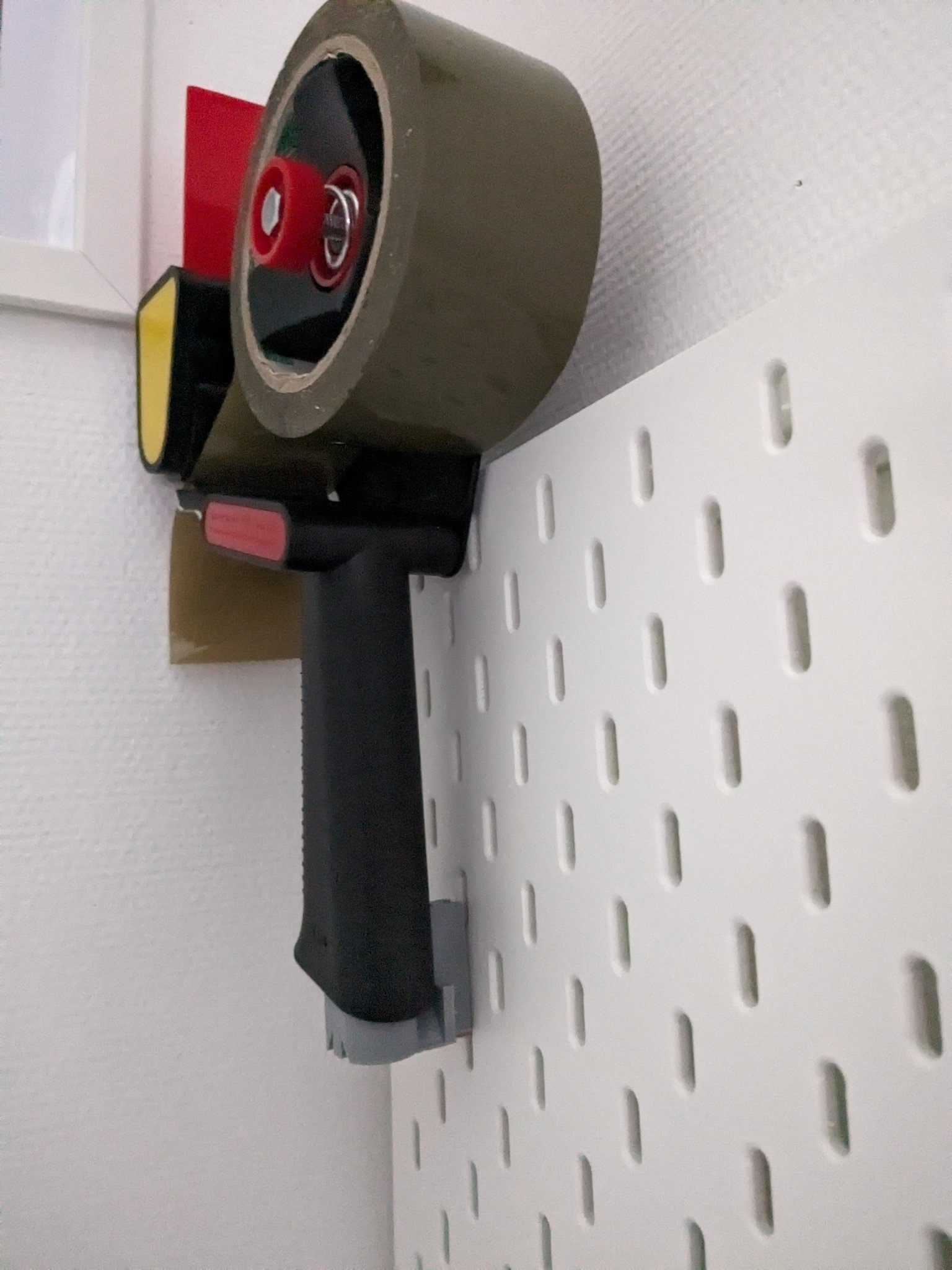 Giá đỡ băng keo Scotch H180 cho Skadis