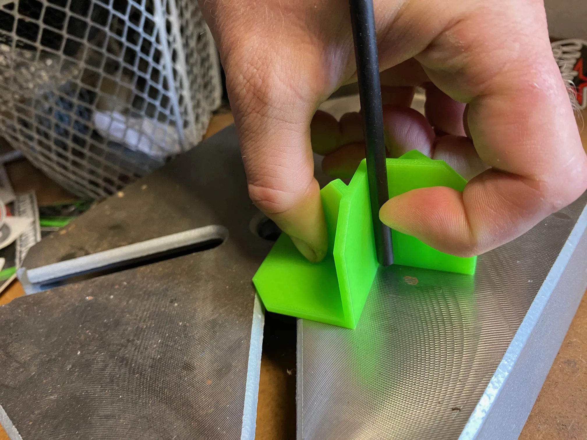 Hướng dẫn giá đỡ cho búa tâm 90 độ