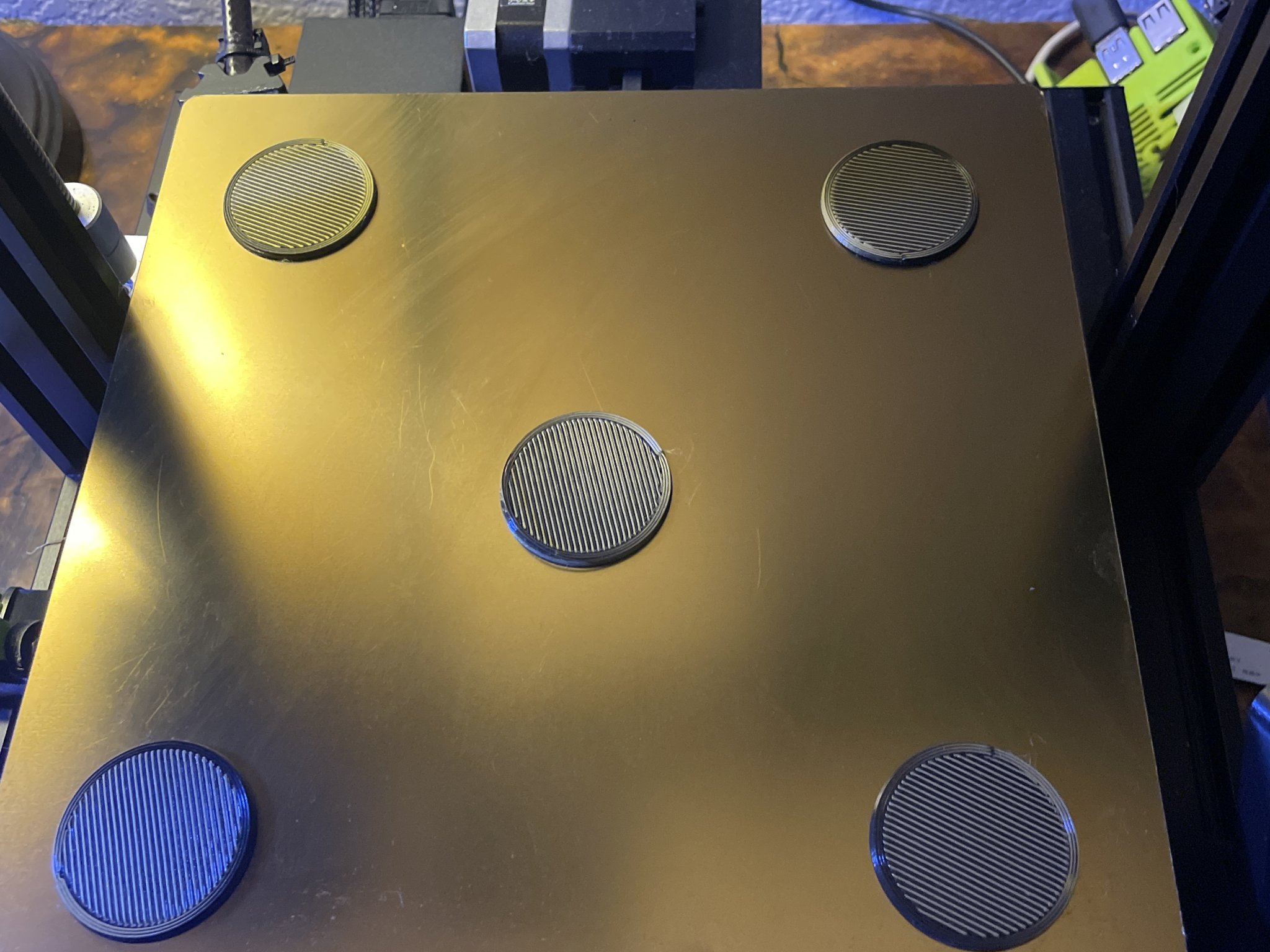 Mẫu cân bằng giường cho máy in Aquila S3