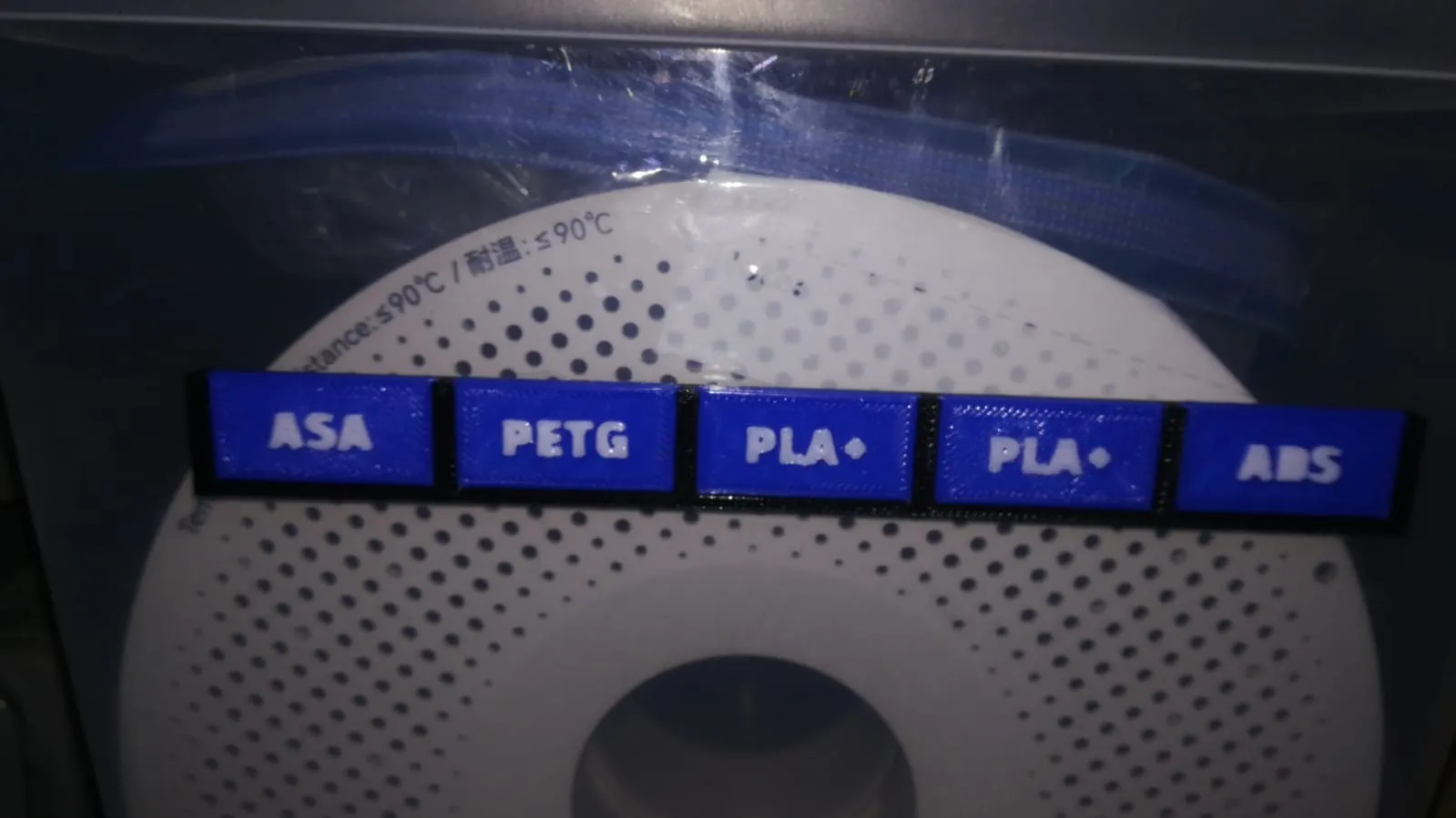 Màn hình hiển thị tên filament tiện lợi cho máy in 3D