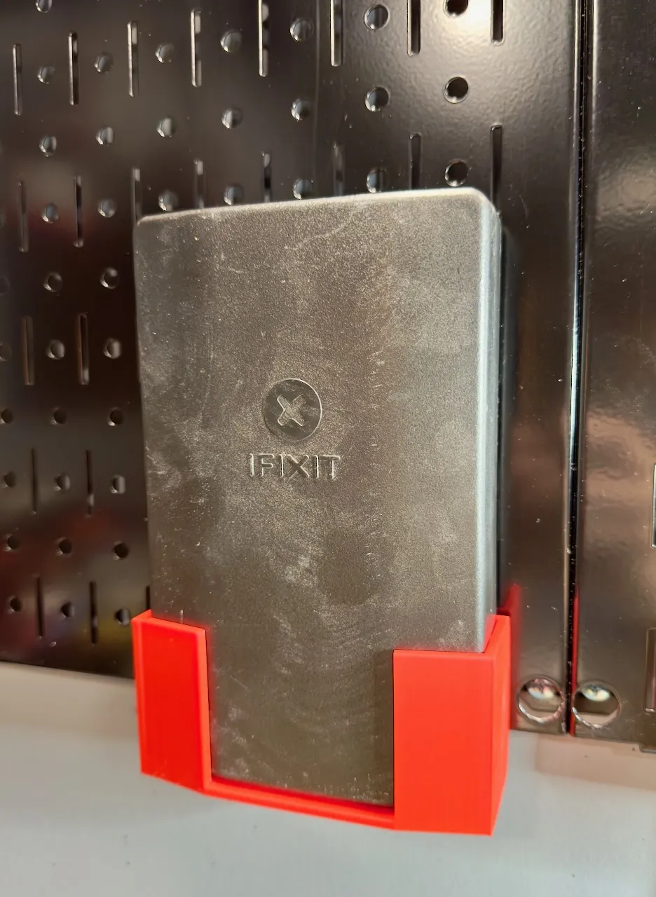 Giá đỡ iFixit Mako cho bảng ghim Wall Control