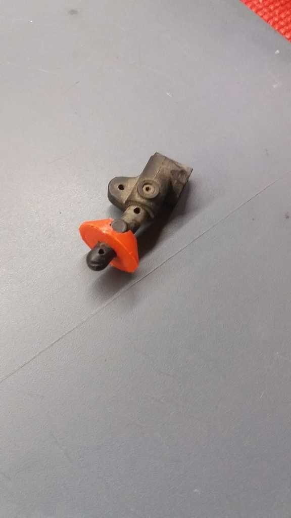 Hỗ trợ thân xe Arrma RC với bề mặt giảm chấn