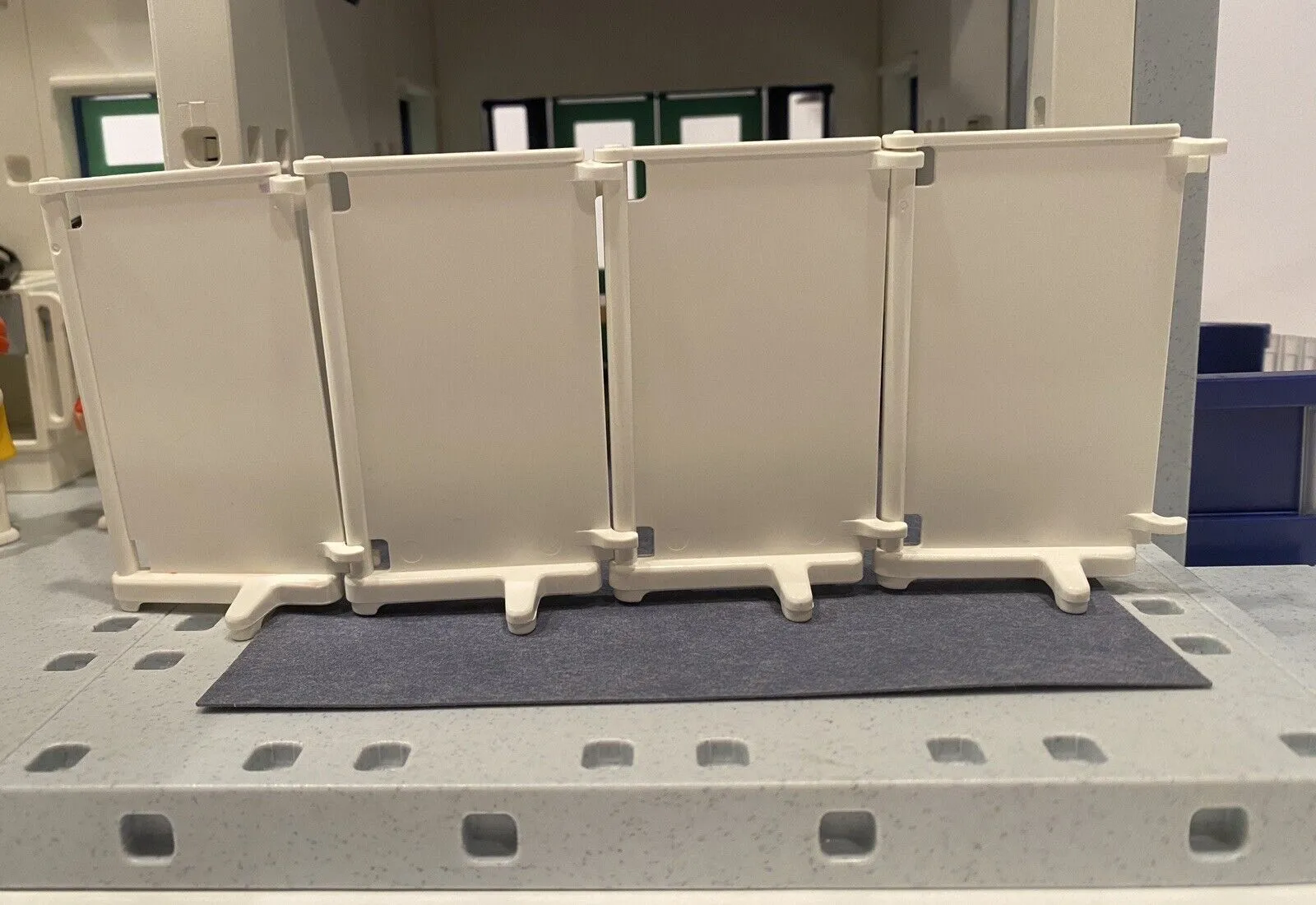 Thay thế panel riêng tư cho bệnh viện Playmobil cổ điển