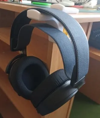 Giá treo tai nghe lắp dưới bàn làm việc