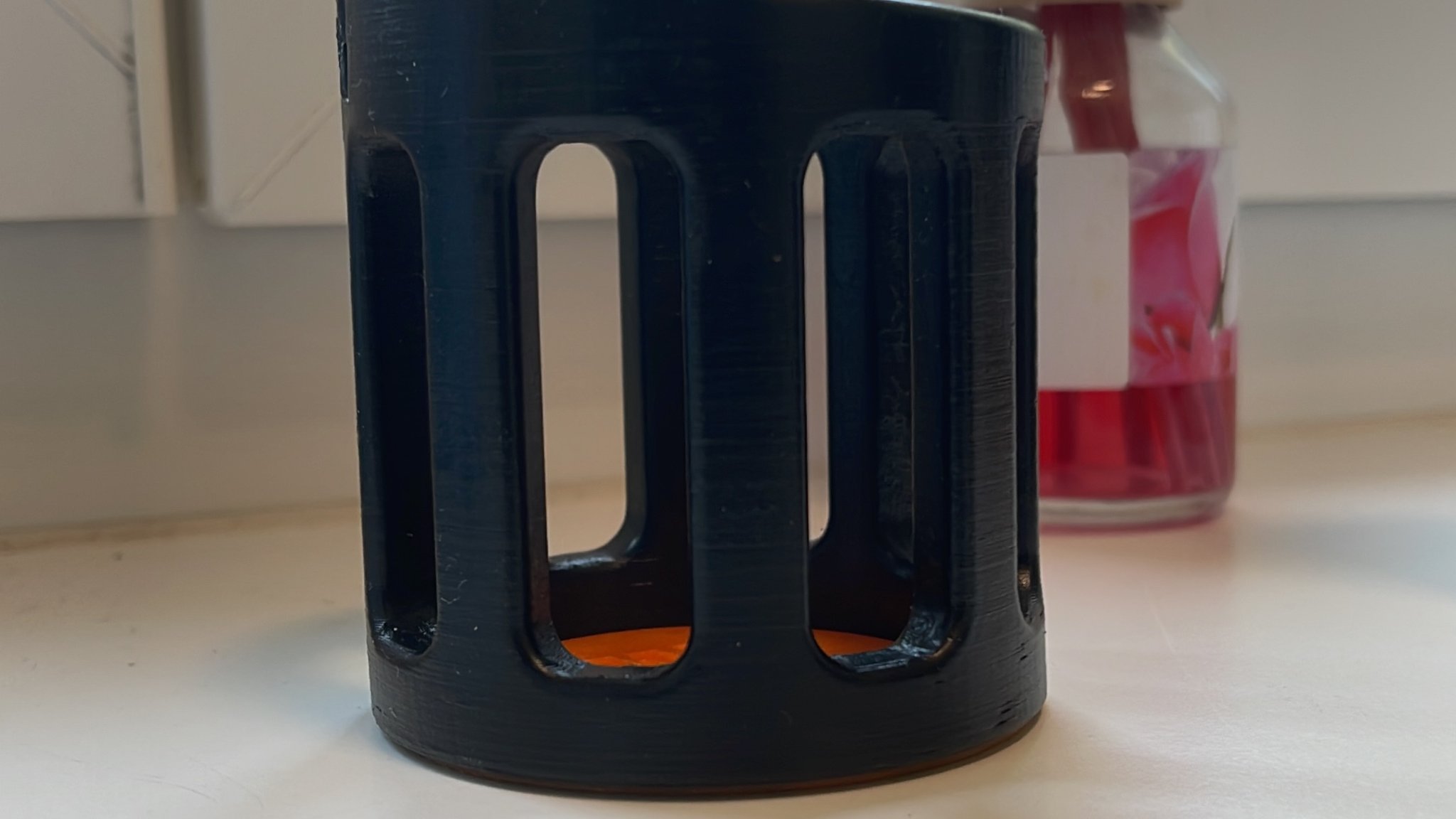 Giá đỡ cốc Redbull cho BMW F30/F32/F36/F33