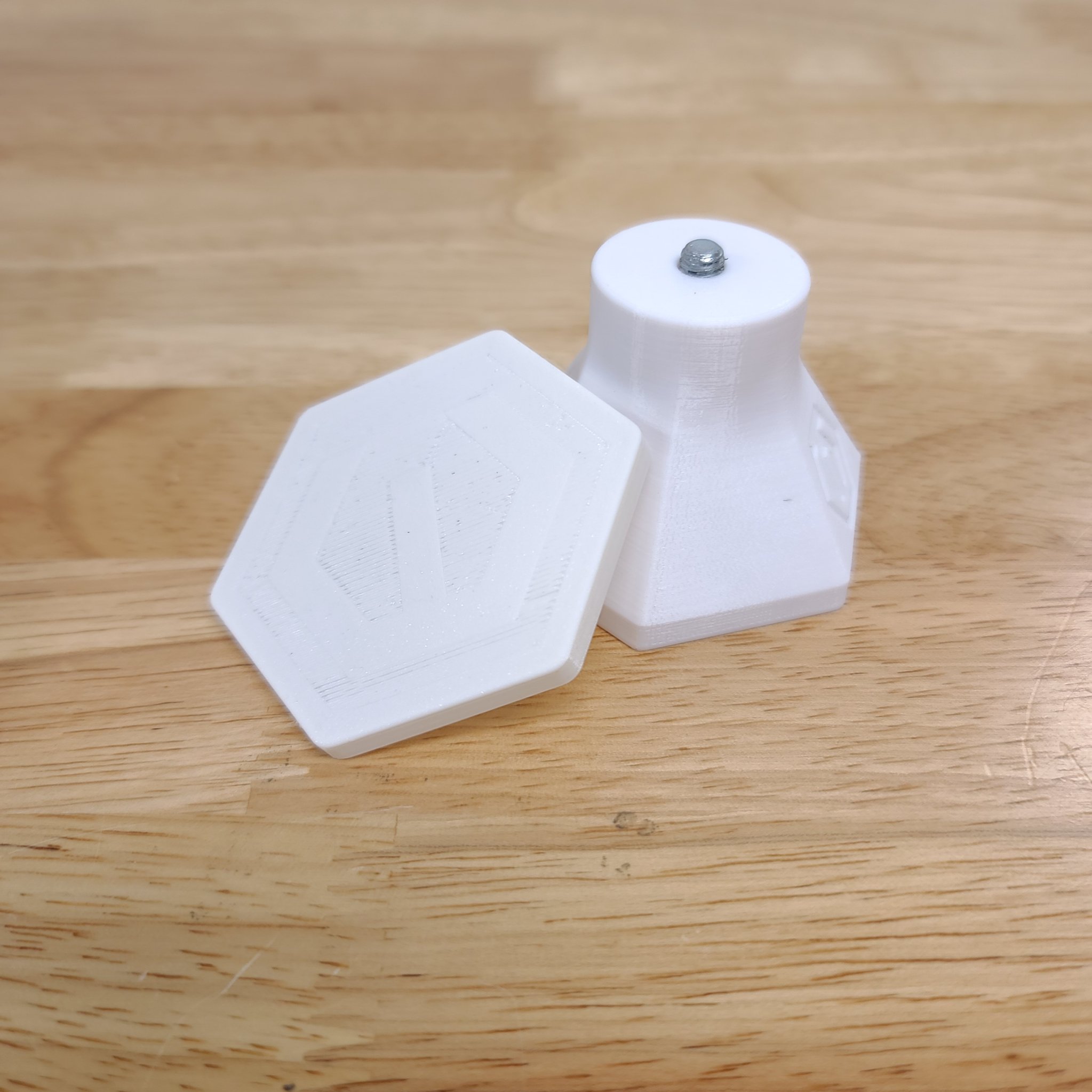 Giá đỡ camera từ tính với 3 nam châm cho mọi bề mặt