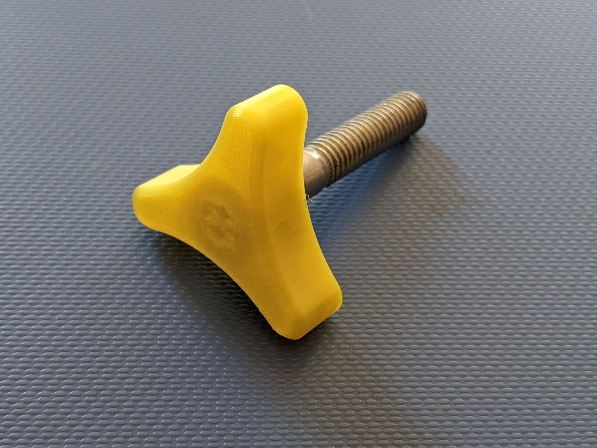 Nắp điều chỉnh cho bu lông M6 tiện dụng